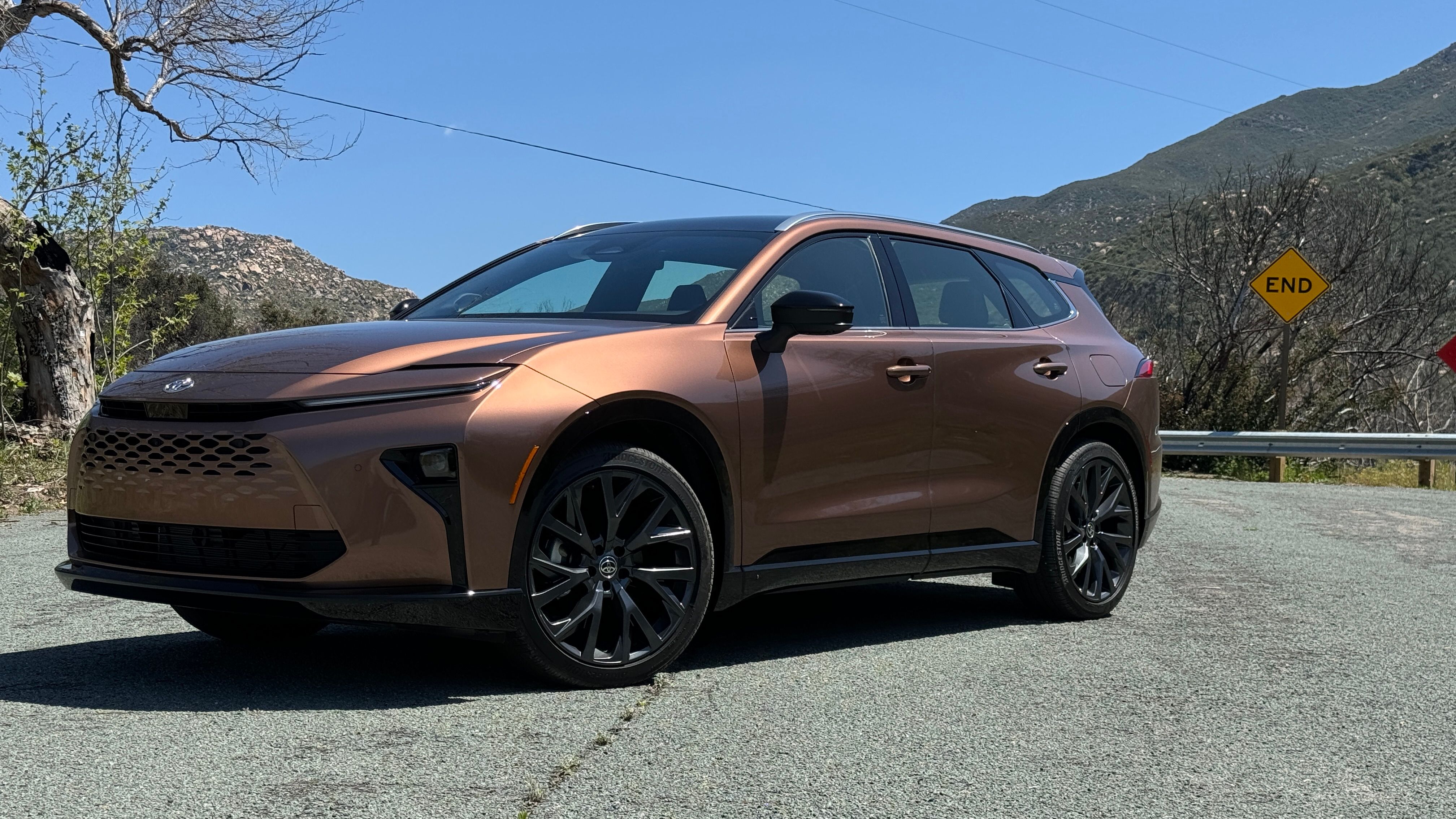 2025 Toyota Crown Signia SUV Pricing, Photos & Specs