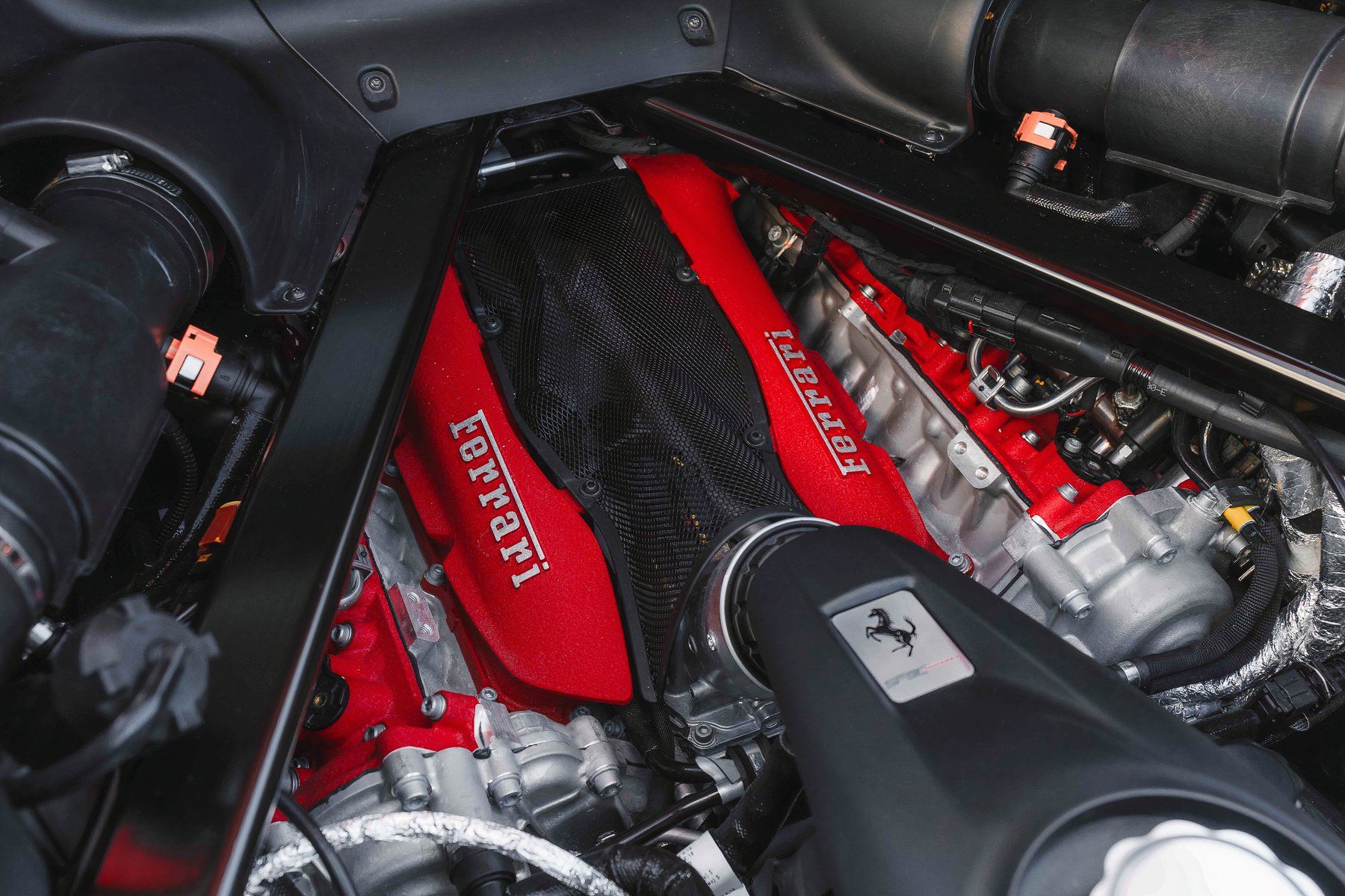 2021 Ferrari SF90 Stradale Engine