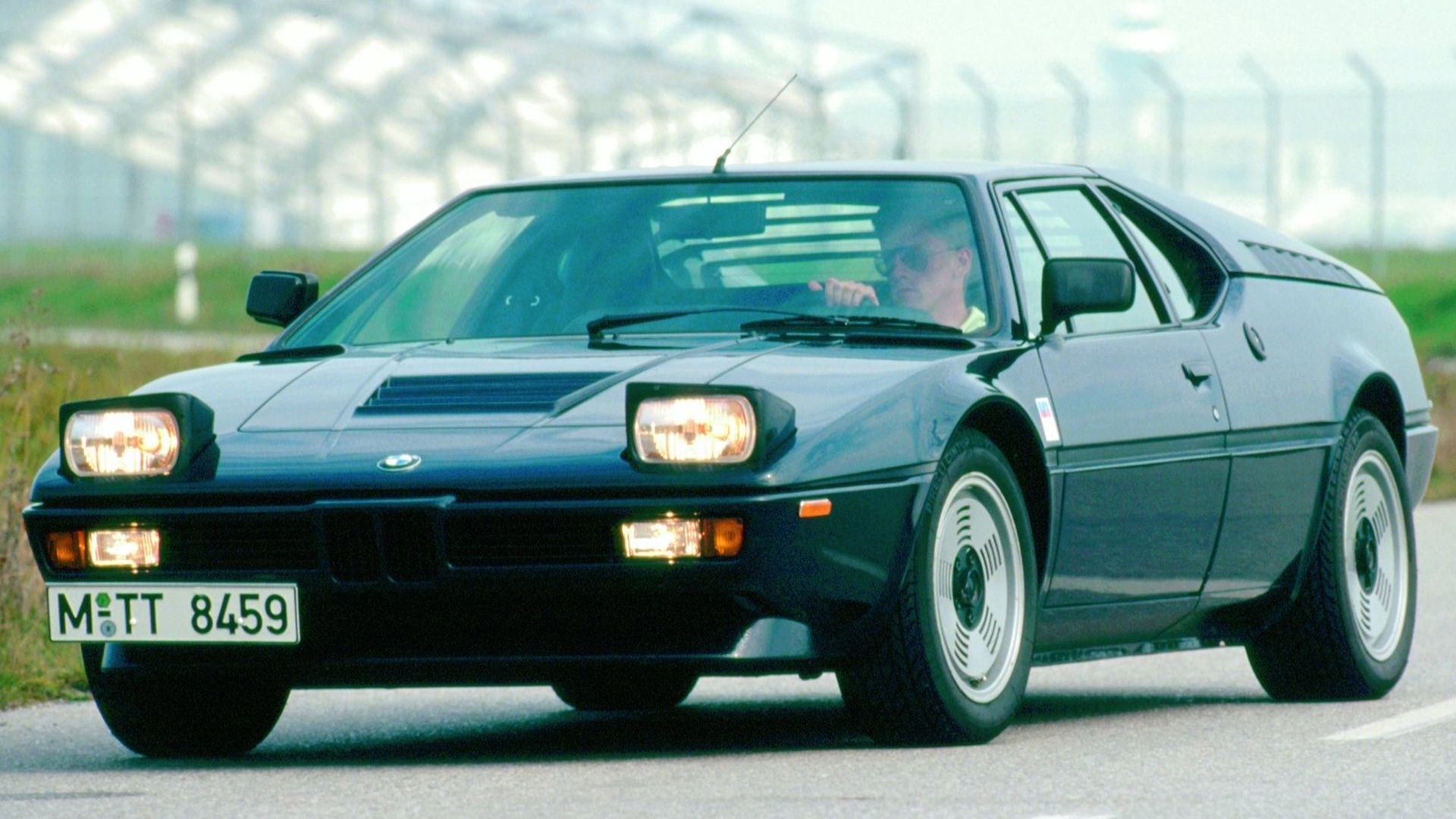 Cars With Pop-Up Headlights: A Definitive Guide To The Legends