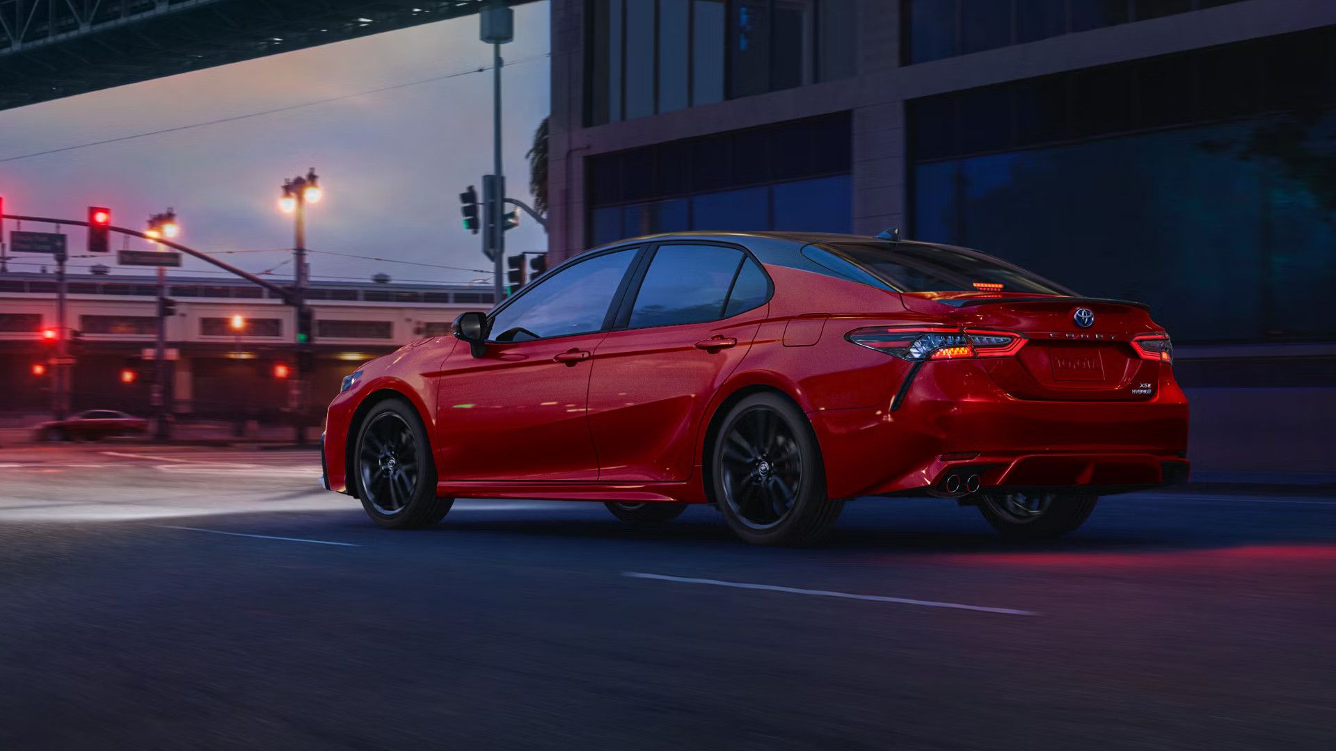 10 new and affordable hybrid vehicles with 5 star nhtsa safety ratings