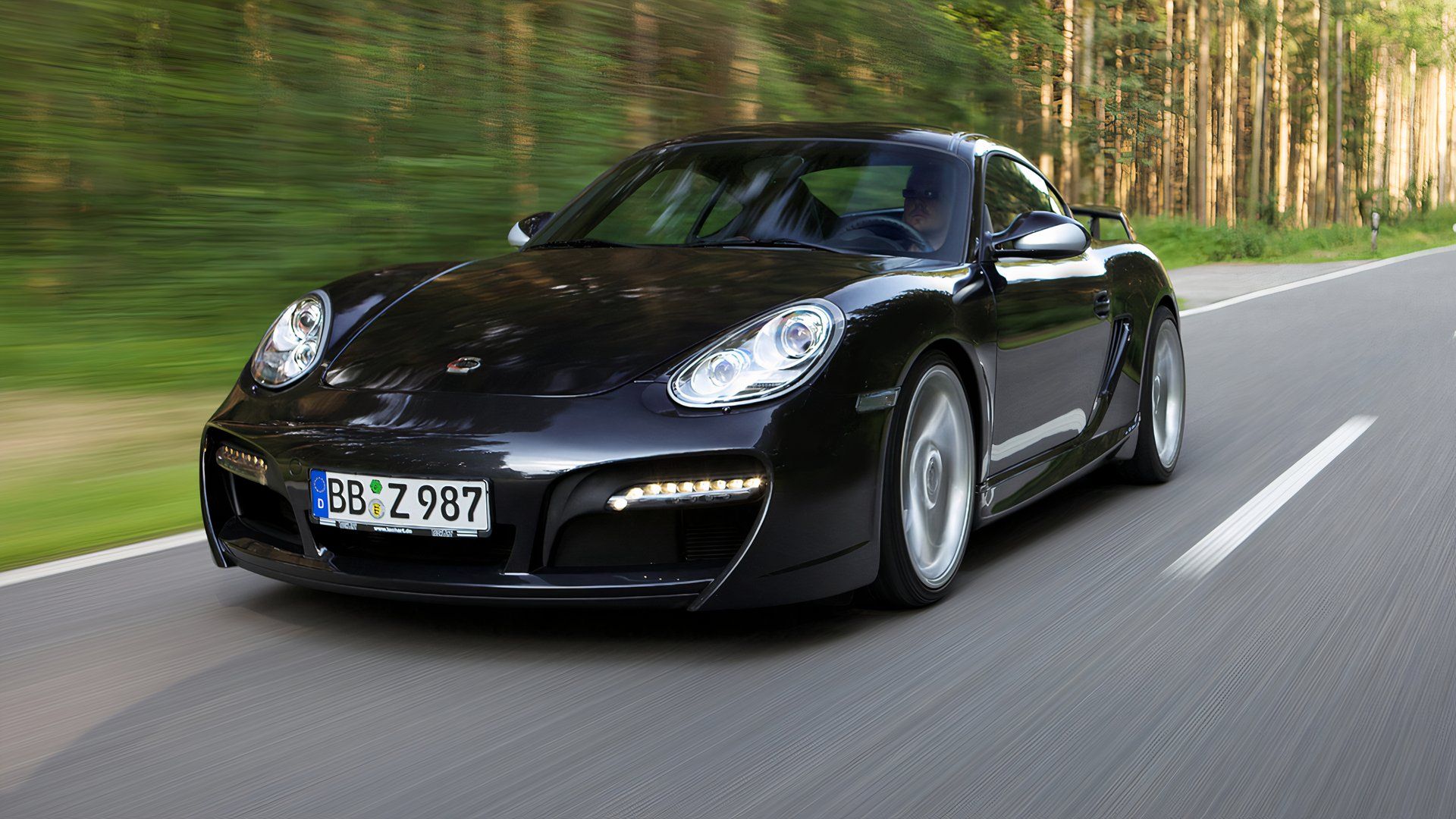 2010 Porsche Cayman front