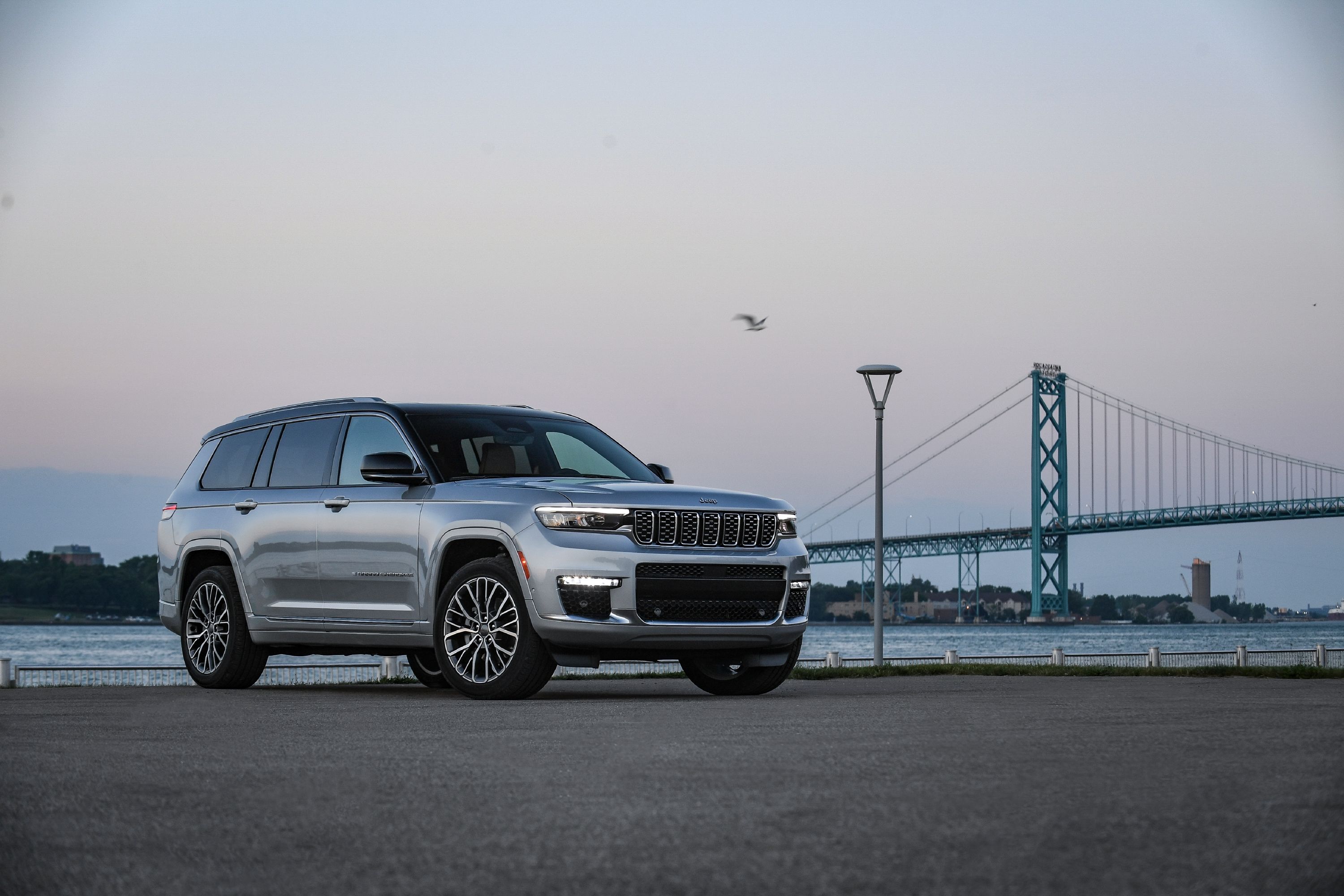 Jeep Grand Cherokee L - Exterior