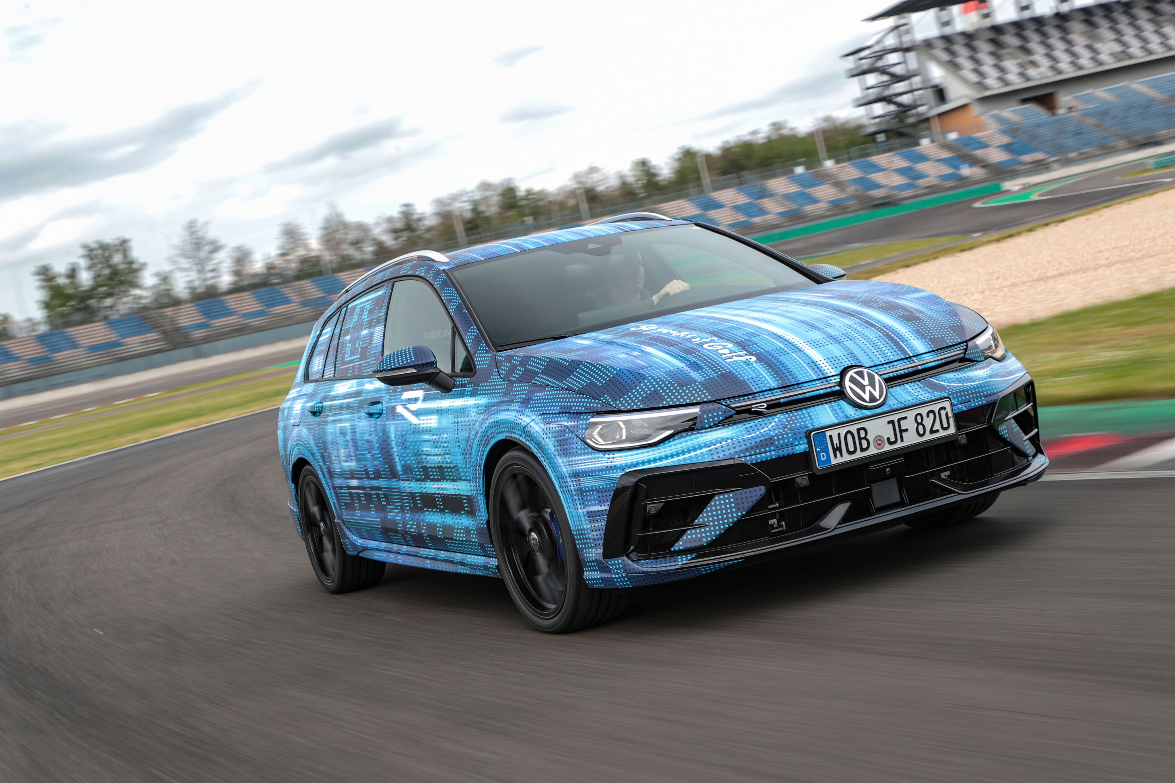 New Volkswagen Golf R 8.5 Coming With Lightweight Forged Wheels