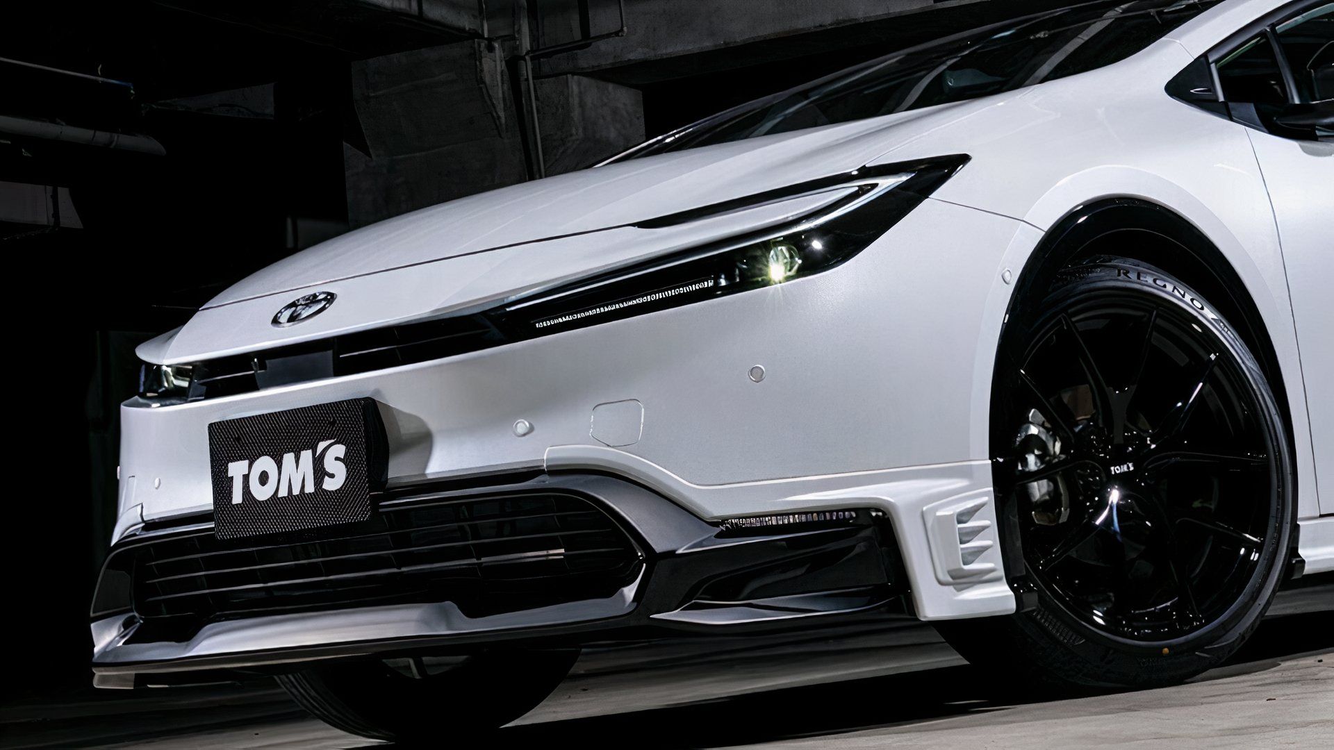 Tom's Gives The Toyota Prius New Menace