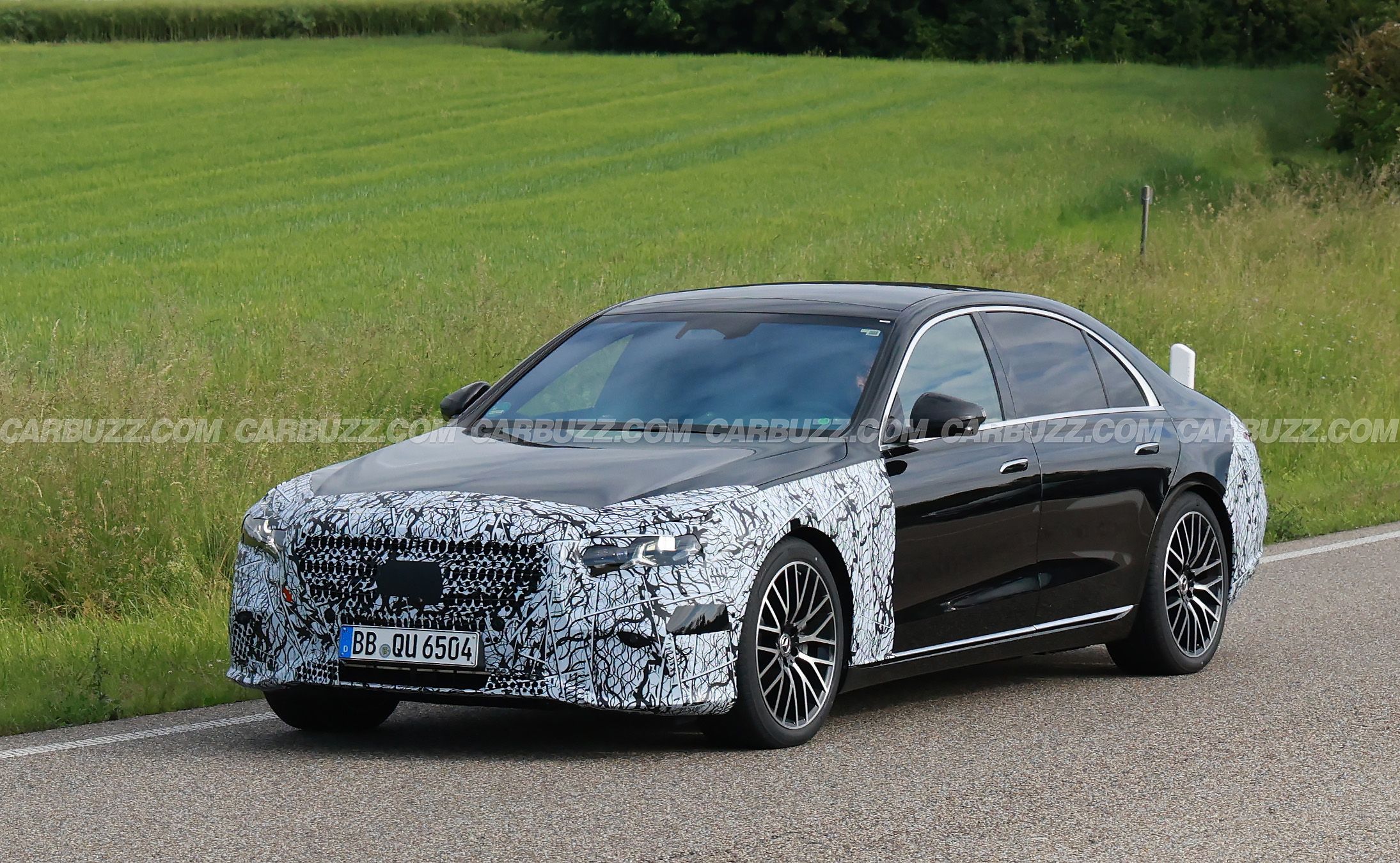 Mercedes-Benz S-Class Spied With New Lights Ahead Of 2025 Refresh