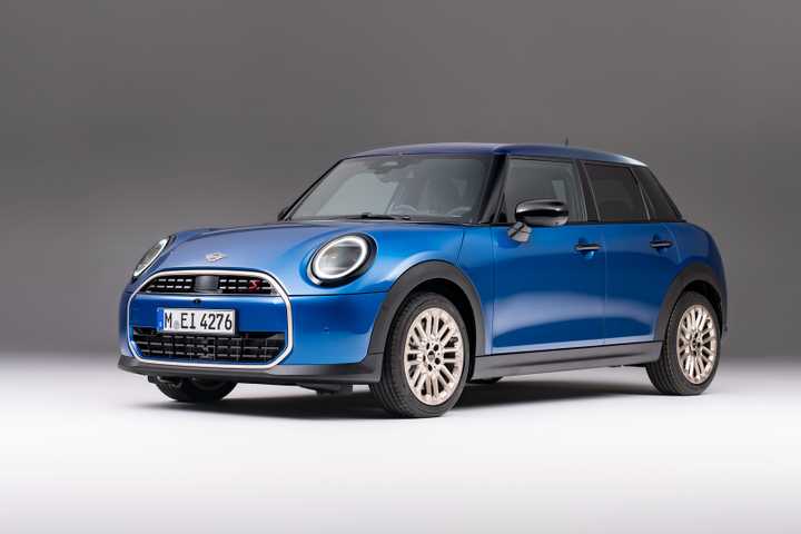 Best Hatchback Cars | 2026 New Hatch Ratings | CarBuzz