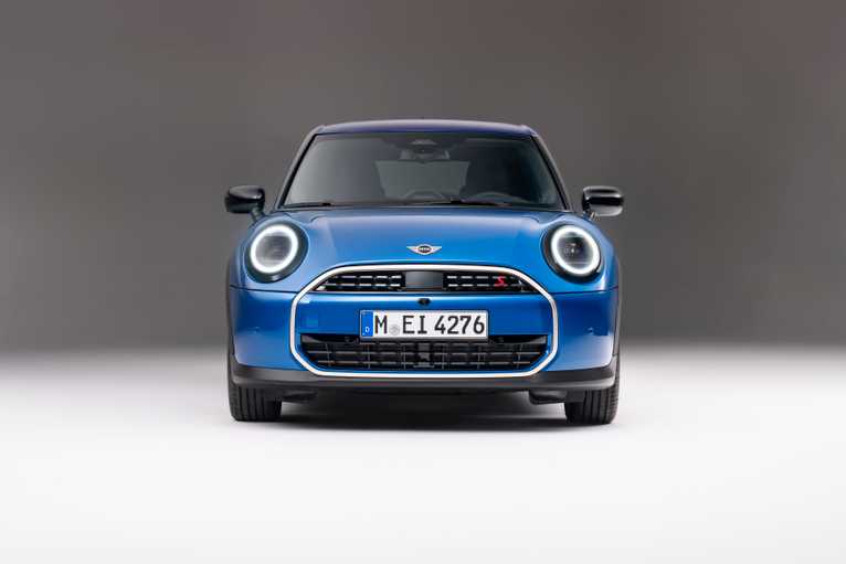 2025 Mini Cooper Hardtop - Specs & Trims Specs & Trims