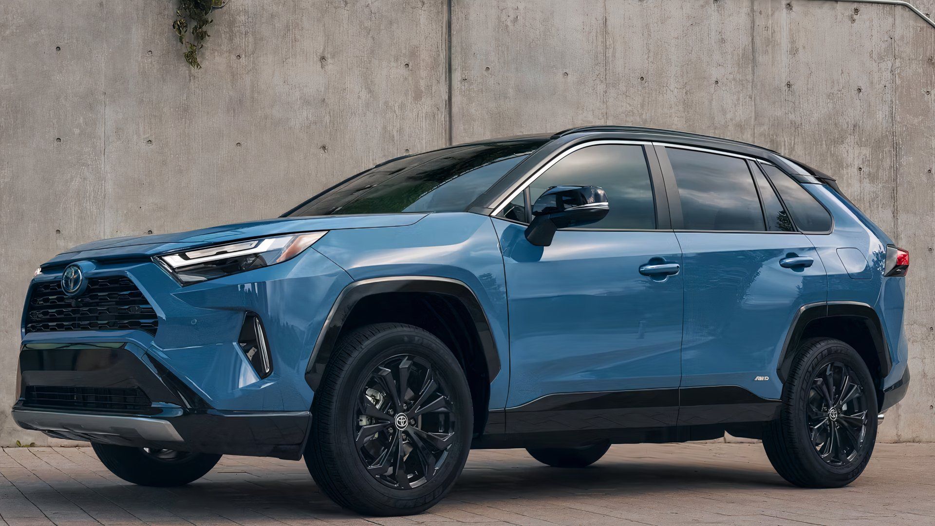 2024 Toyota RAV4 Hybrid front