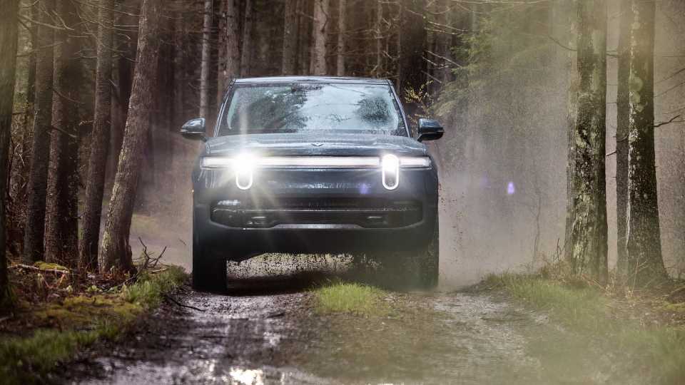 5 Main Differences Between The Facelifted Rivian R1 Range And The Old One