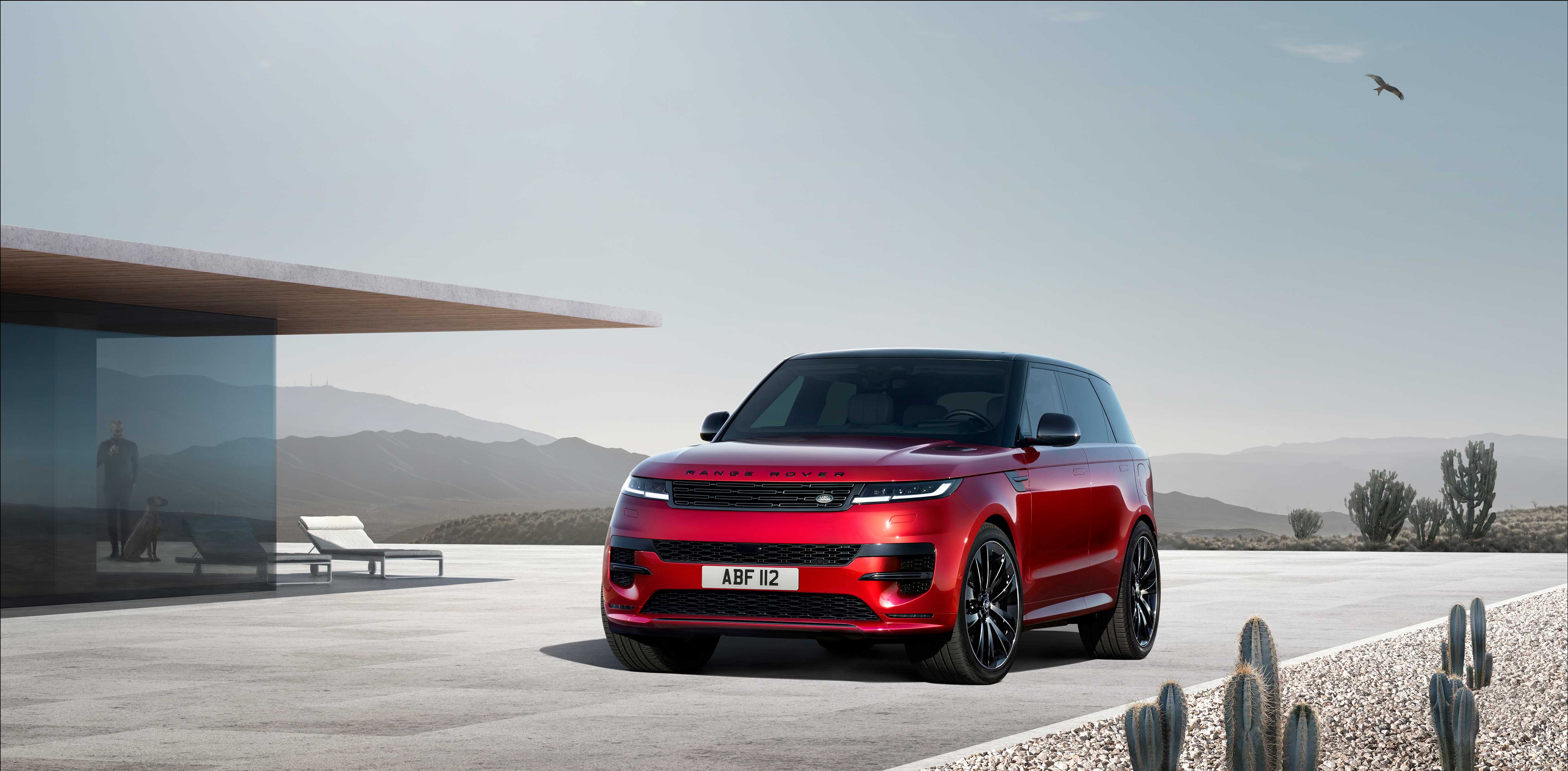 Top Range Rover Range Kings: Plug-In Hybrid SUVs With The Best Electric Range