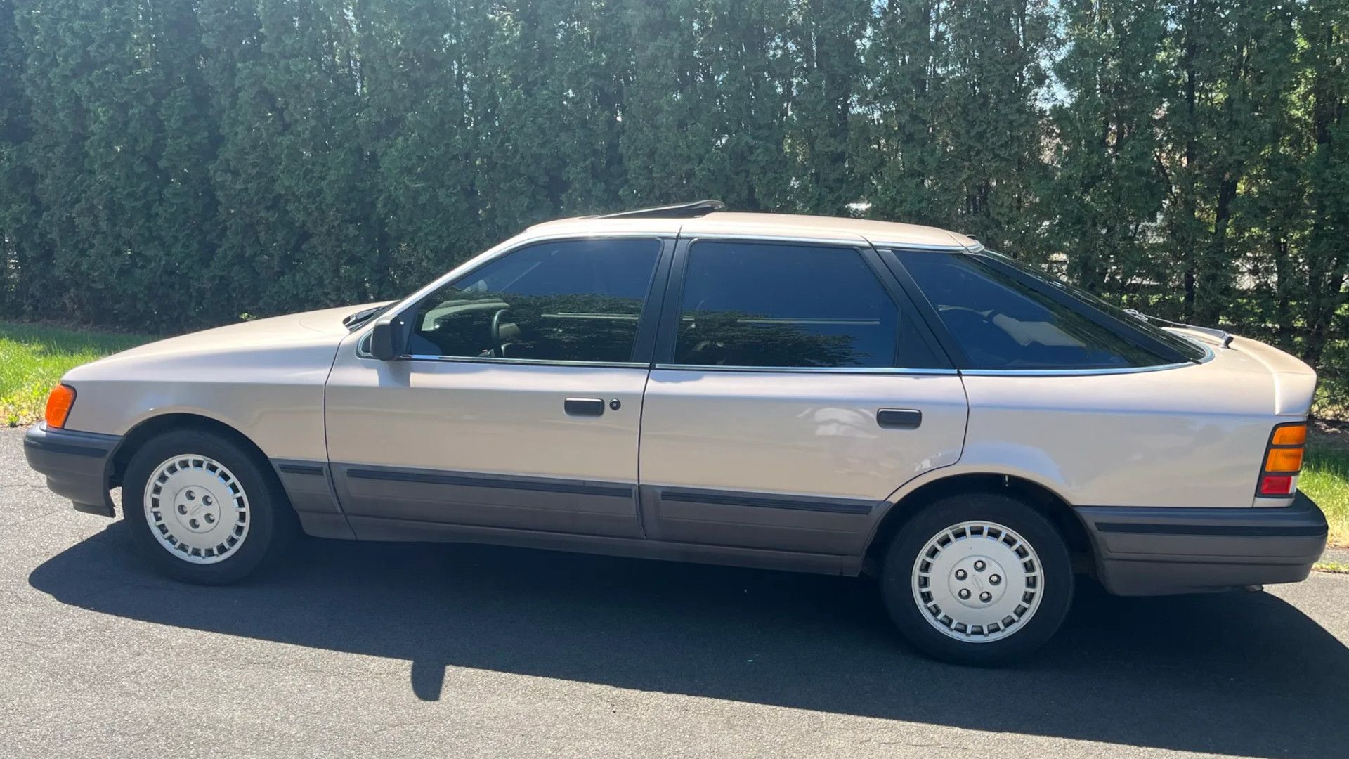 1988 Merkur Scorpio side