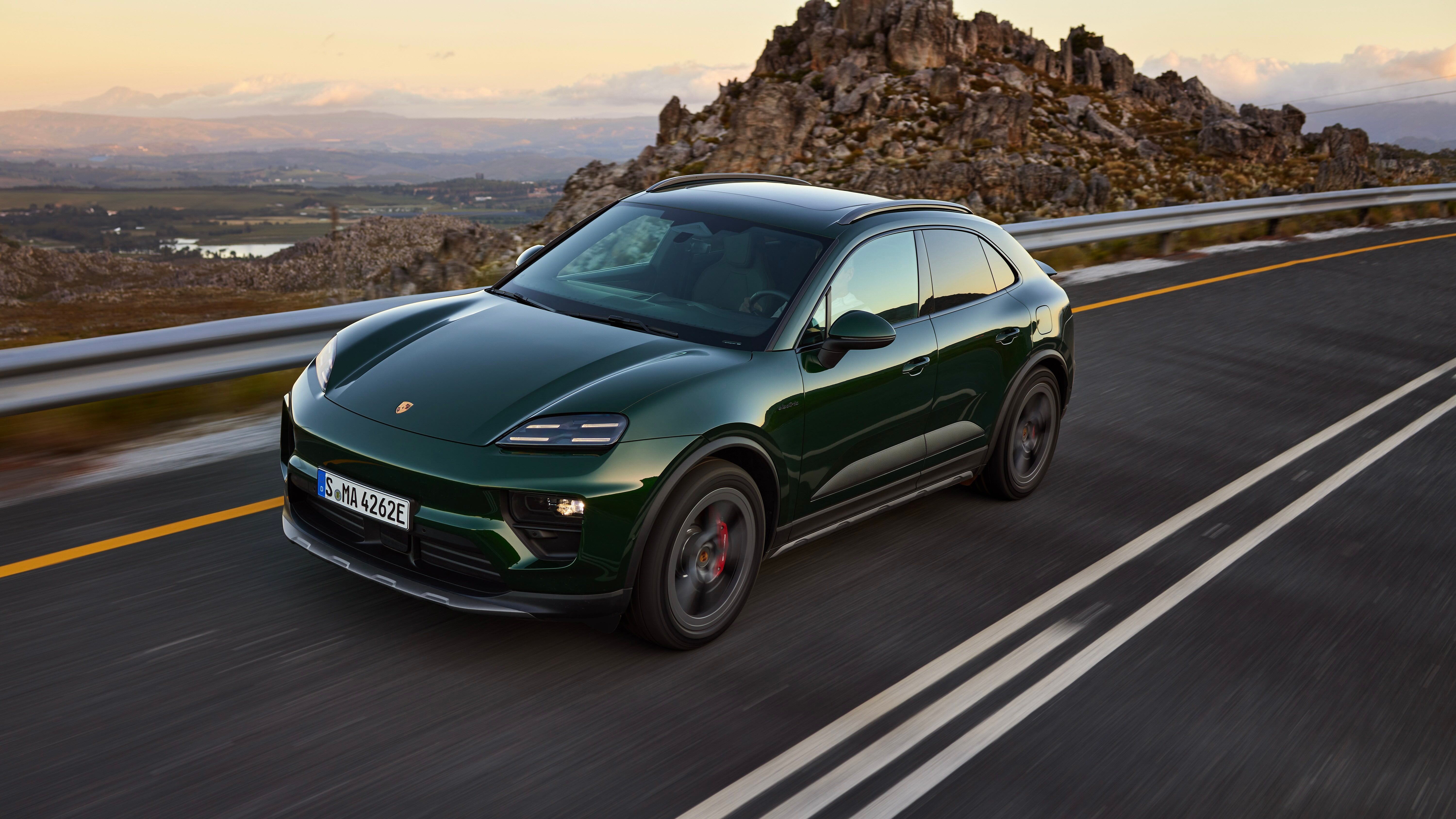 Porsche Needs To Redesign Its 3-Row SUV From Scratch And Fast