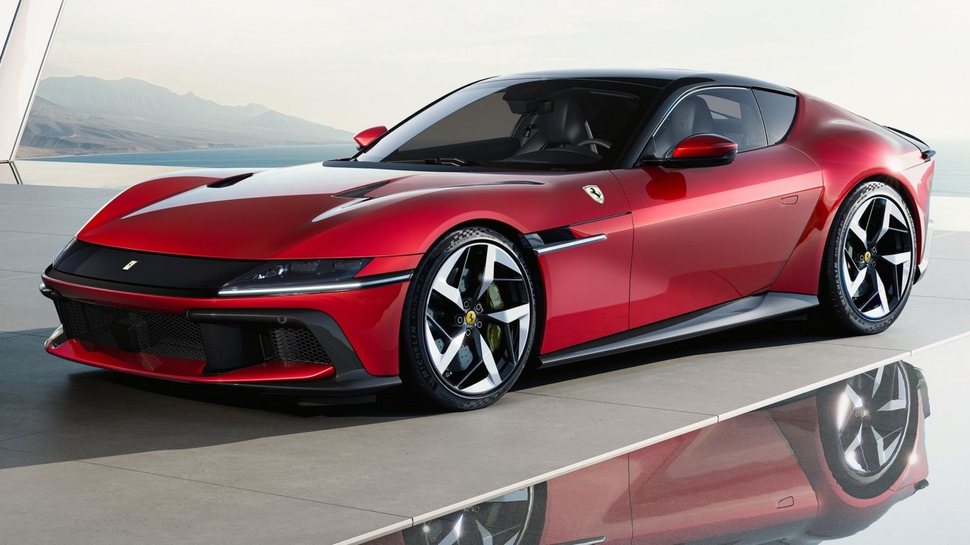 フェラーリ12台 Ferrari's Front-Engine V12 Models Ranked By Top Speed