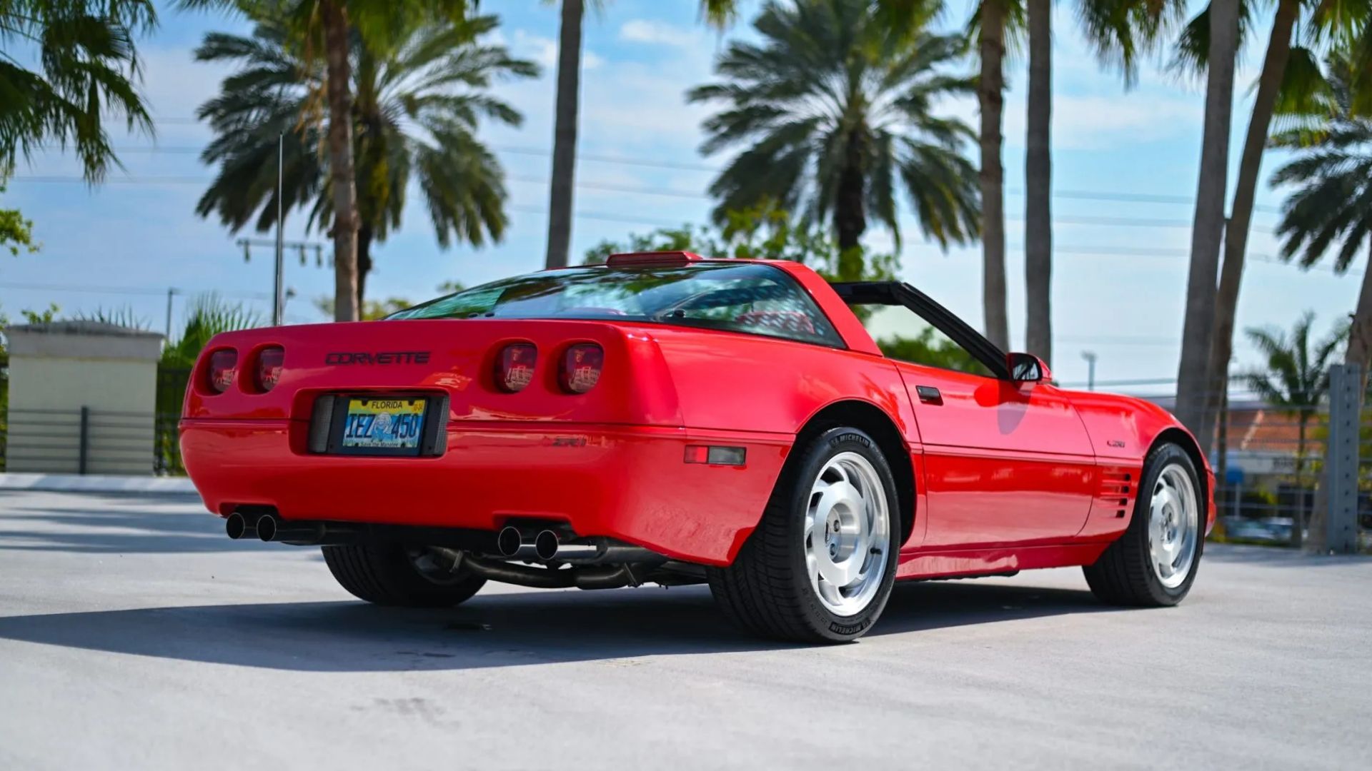One Of The Rarest Corvettes You've Never Heard Of Had ZR-1 Bones And ...