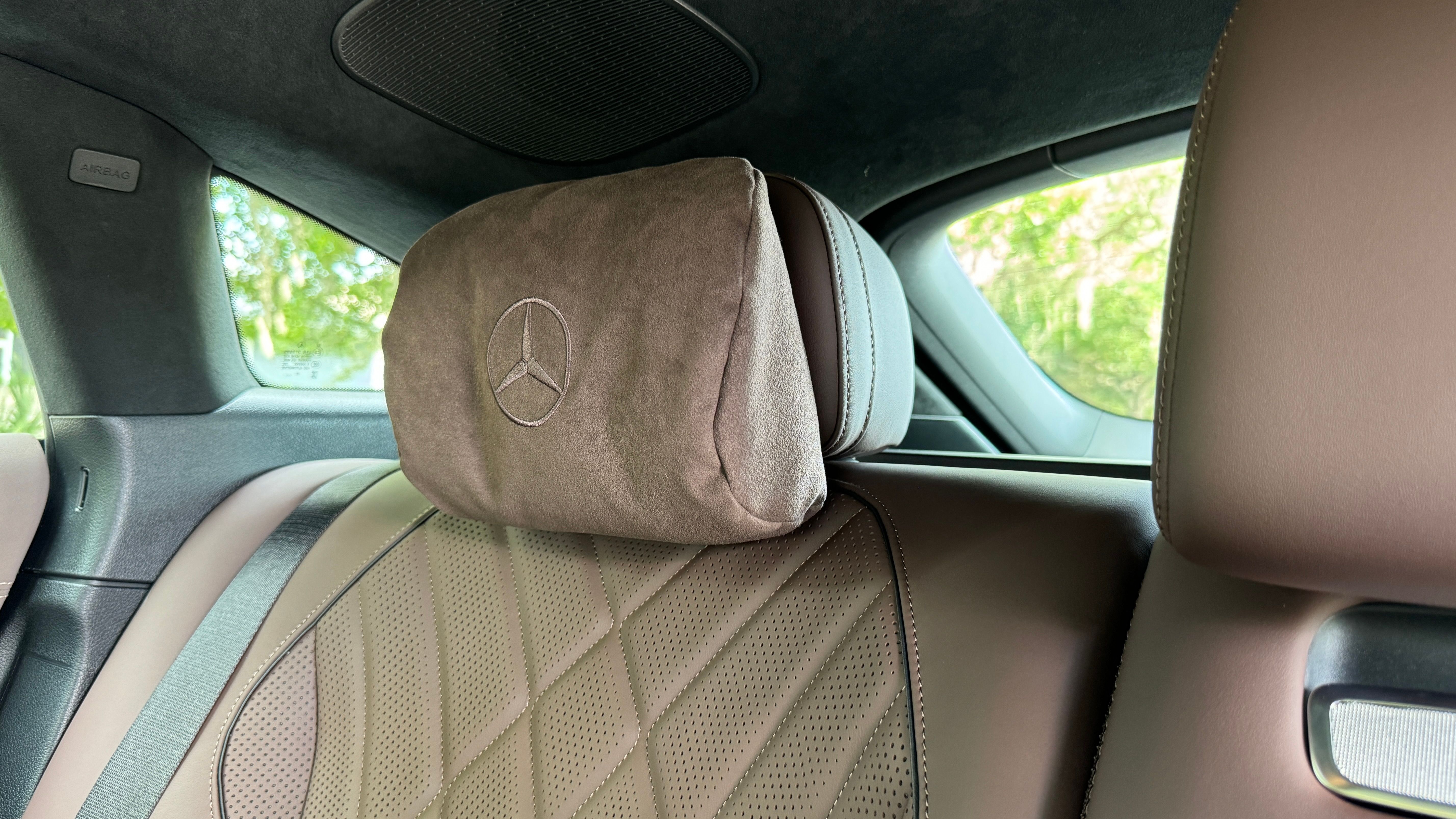 2024 Mercedes-Benz EQS Sedan headrest pillows