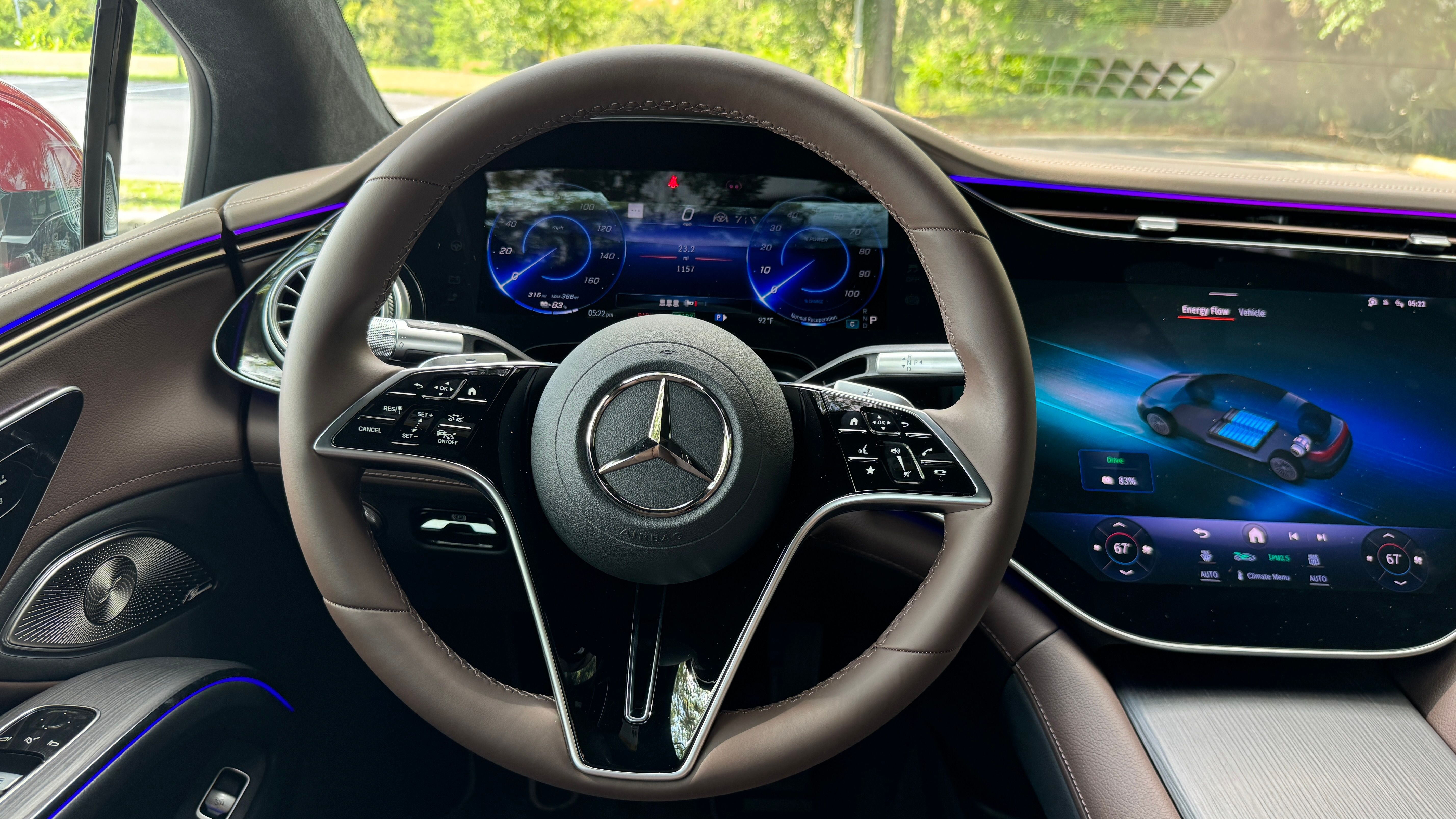 2024 Mercedes-Benz EQS Sedan steering wheel