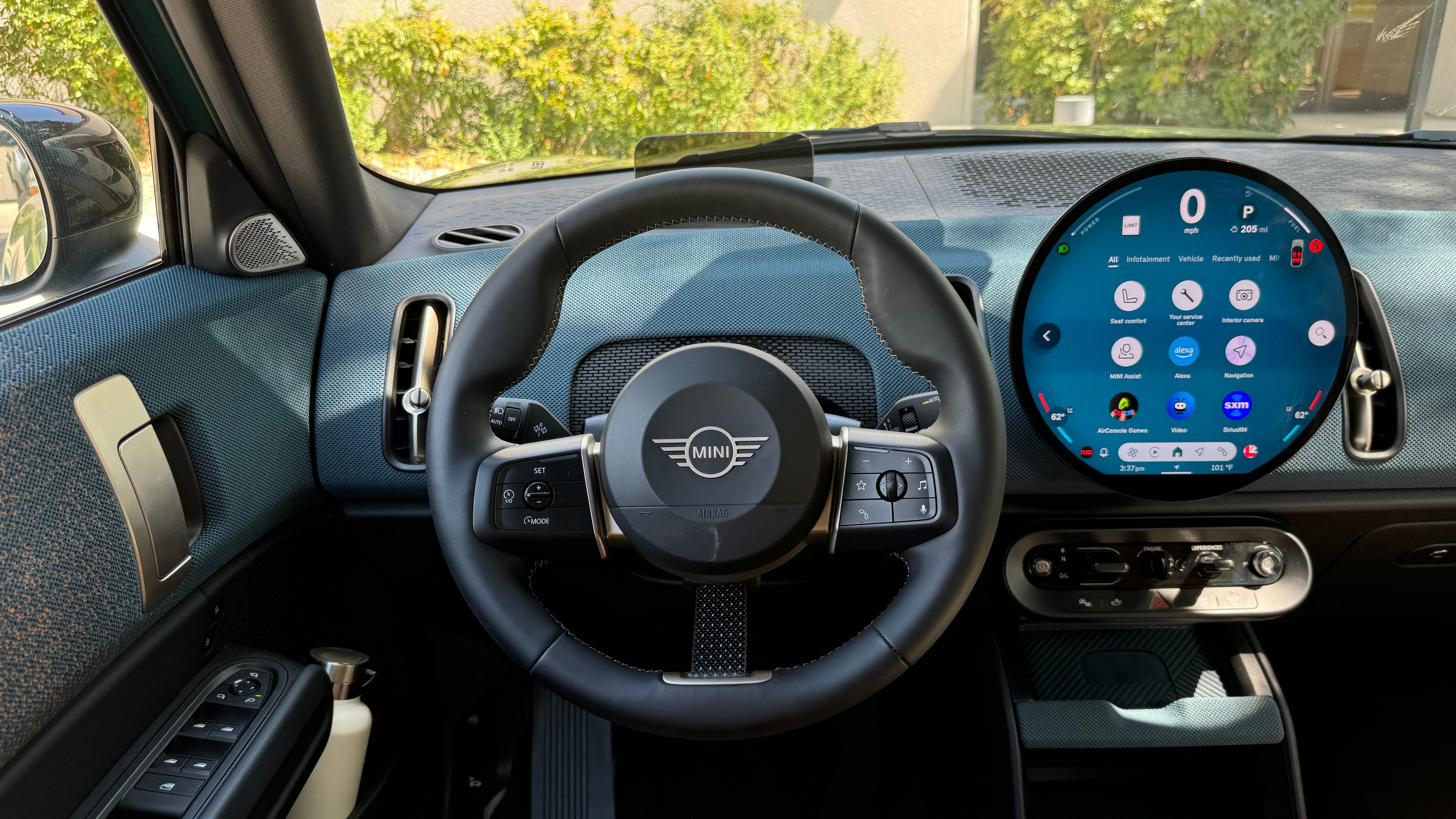 2025 Mini Countryman steering wheel