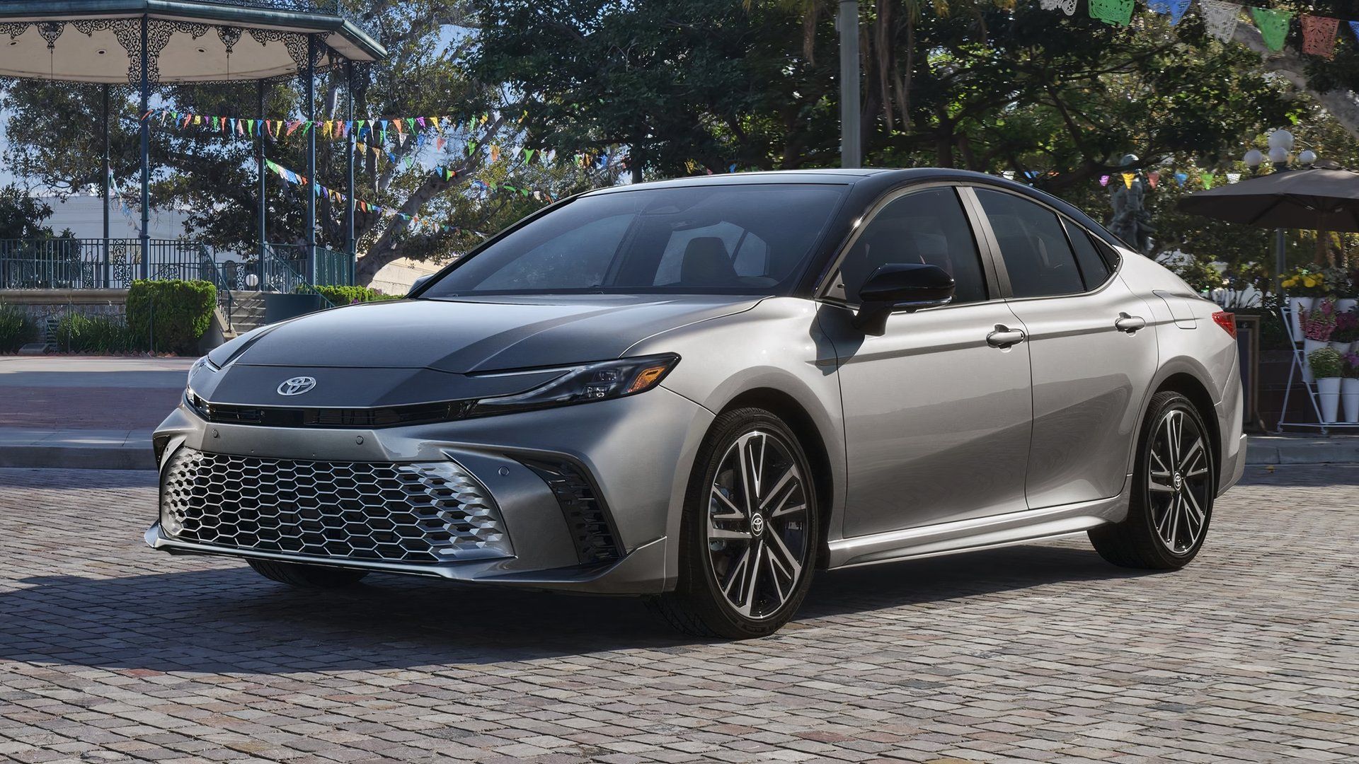 2025 Toyota Camry front