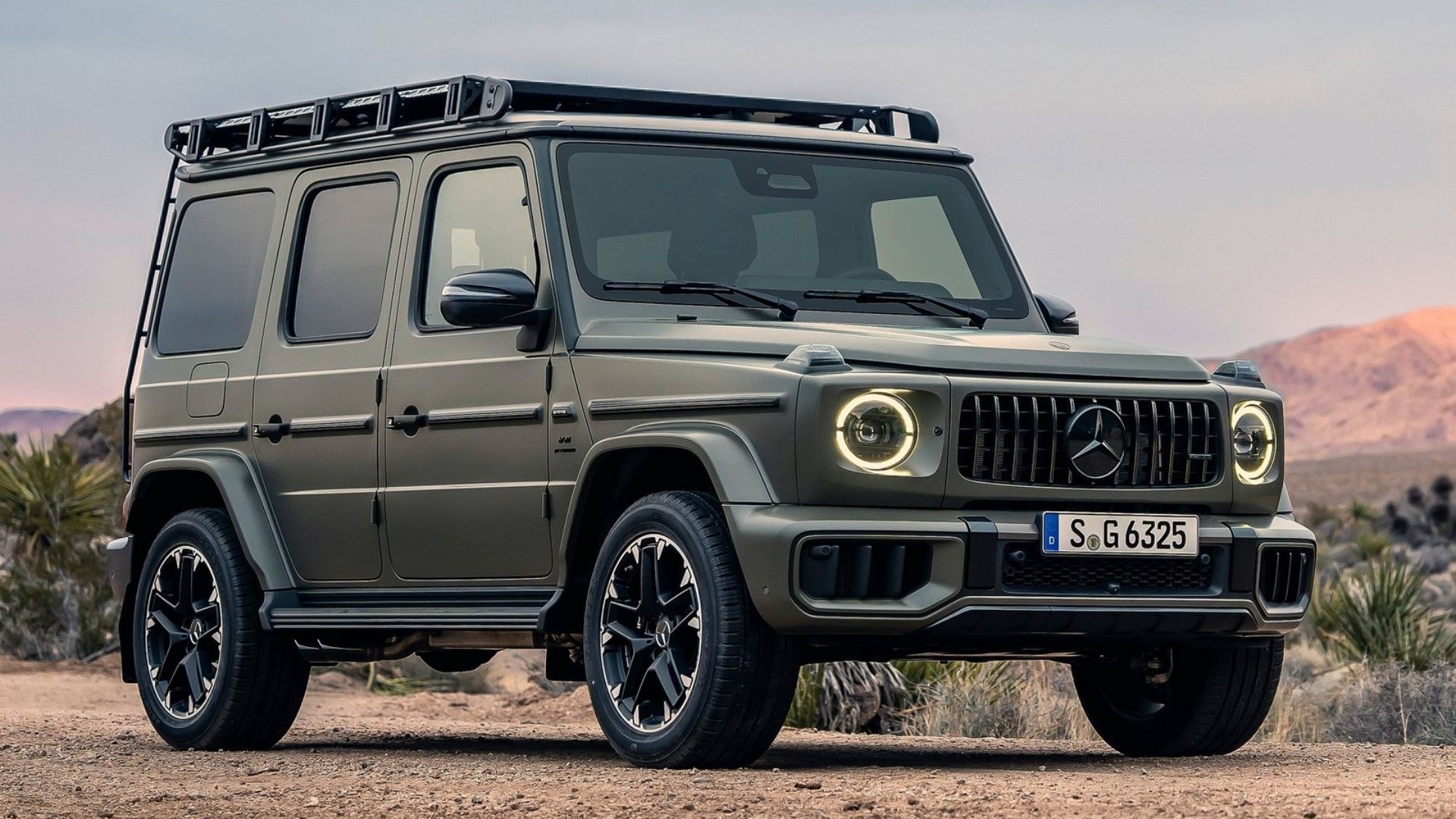 amg g63w4 front quarter green