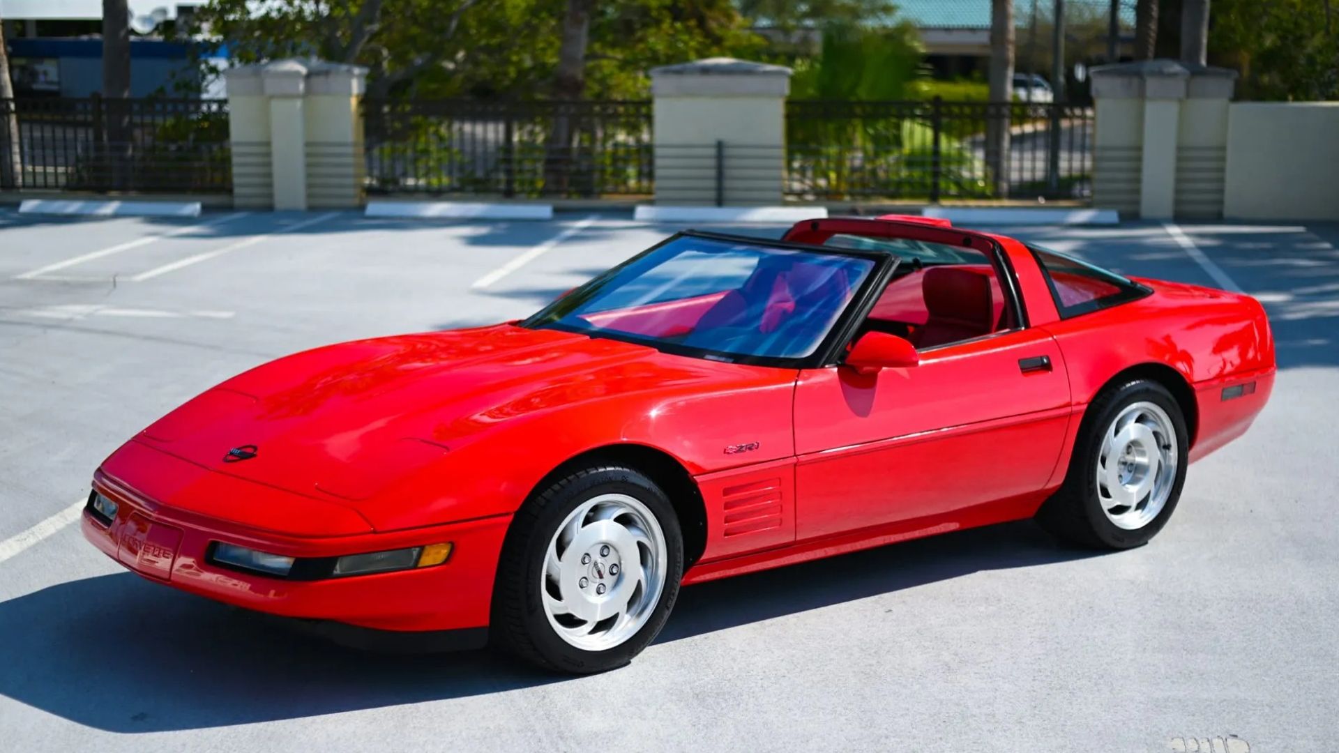 One Of The Rarest Corvettes You've Never Heard Of Had ZR-1