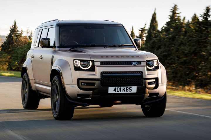 Defender Octi Land Rover Classic Will Give Restored Defenders New Octa Look