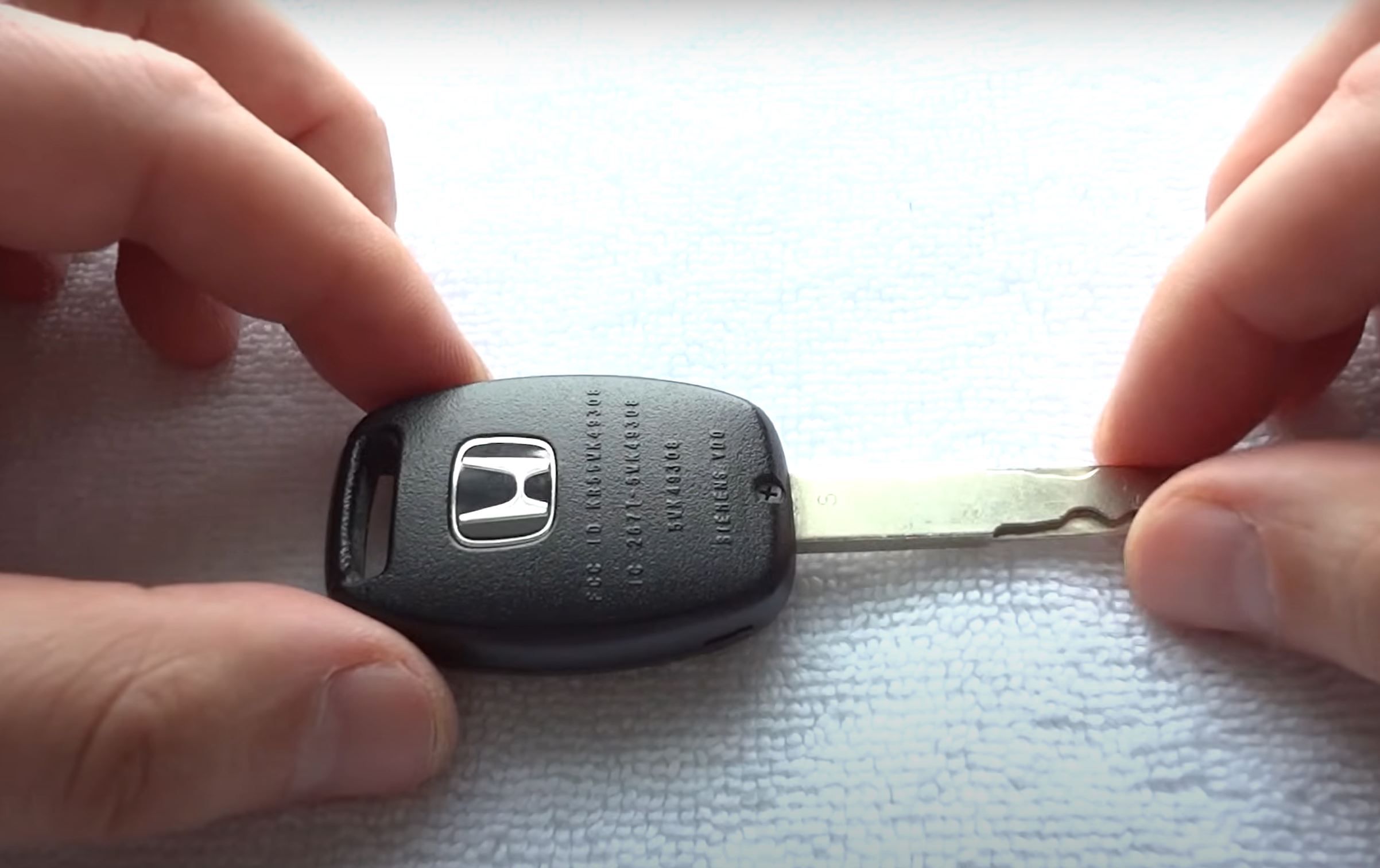 How To Reprogram A Key Fob After Replacing Its Battery