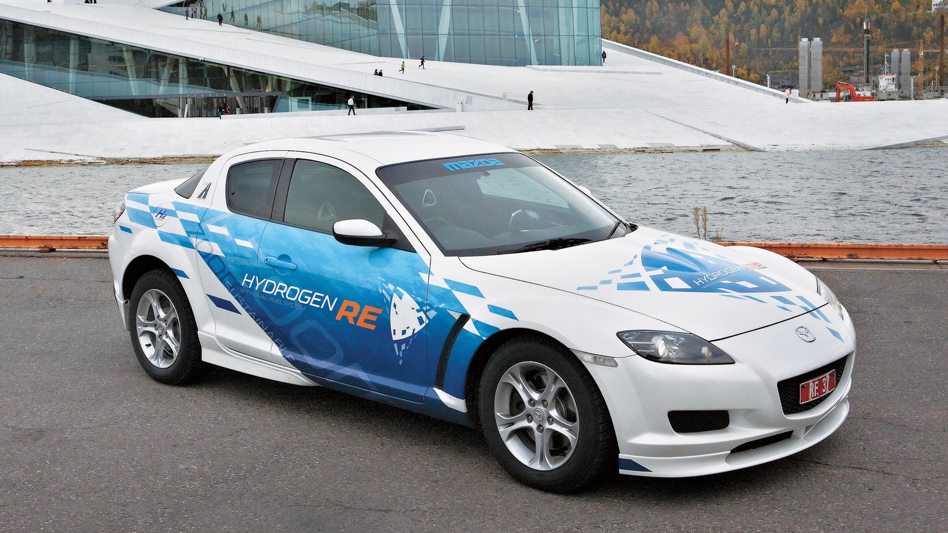 5 Times Automakers Made Normal Engines Run On Hydrogen