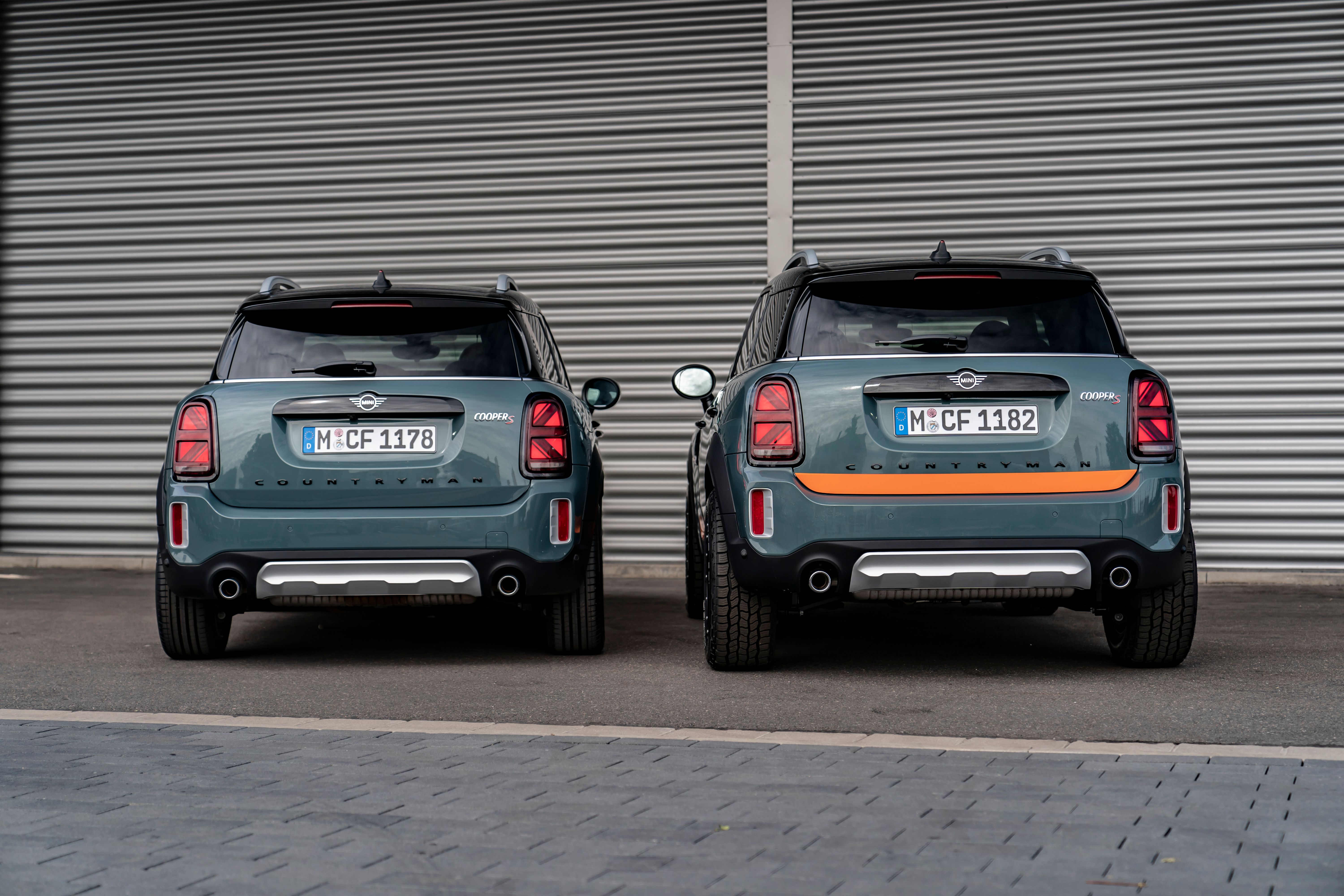 Mini Countryman X-Raid next to stock Countryman