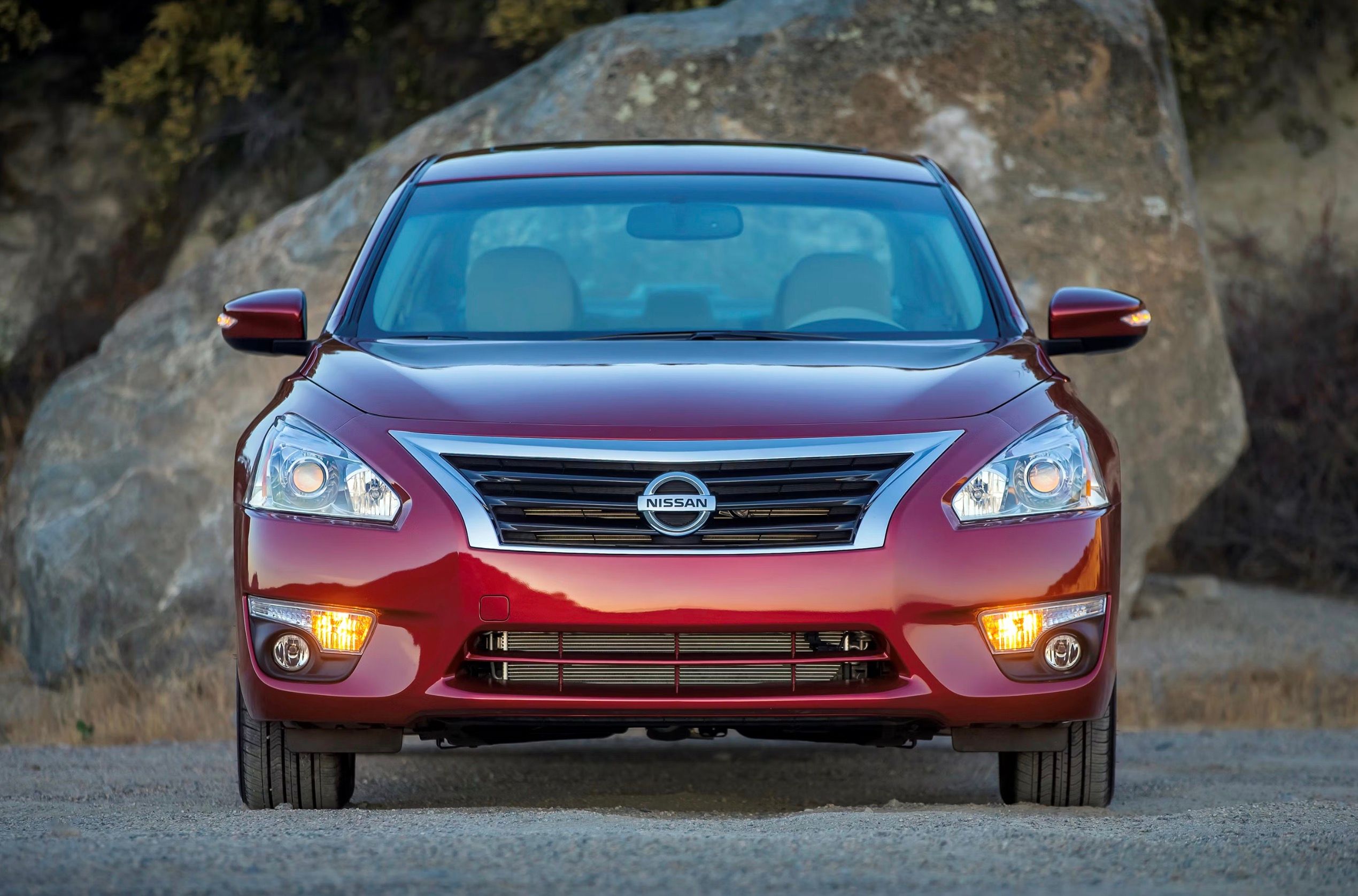 Nissan Altima front