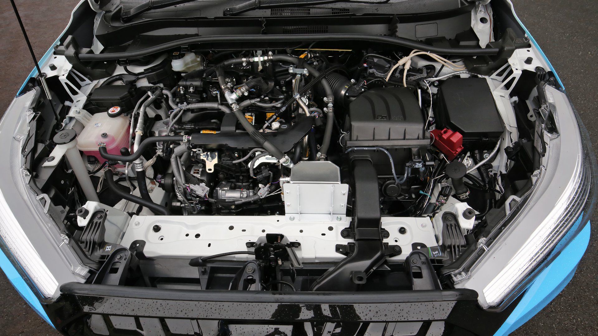 5 Times Automakers Made Normal Engines Run On Hydrogen