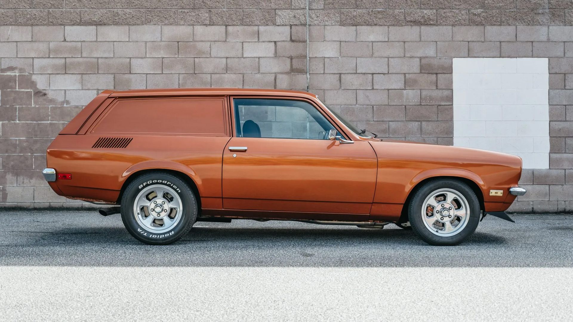 1971 Chevrolet Vega Panel Express side