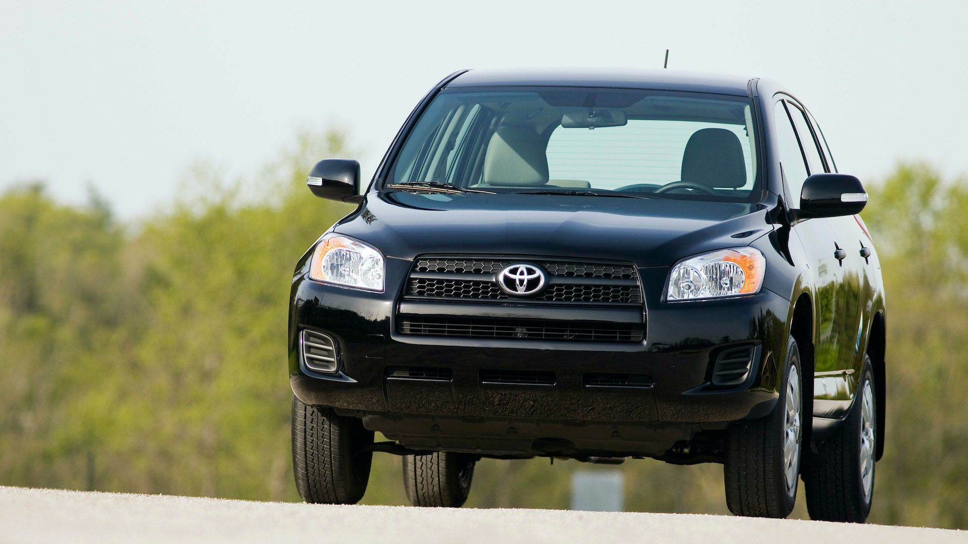 2010 Toyota RAV4 Pricing, Photos & Specs