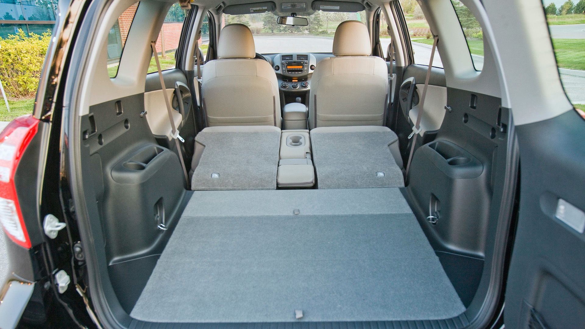 2012 Toyota RAV4 Pricing, Photos & Specs
