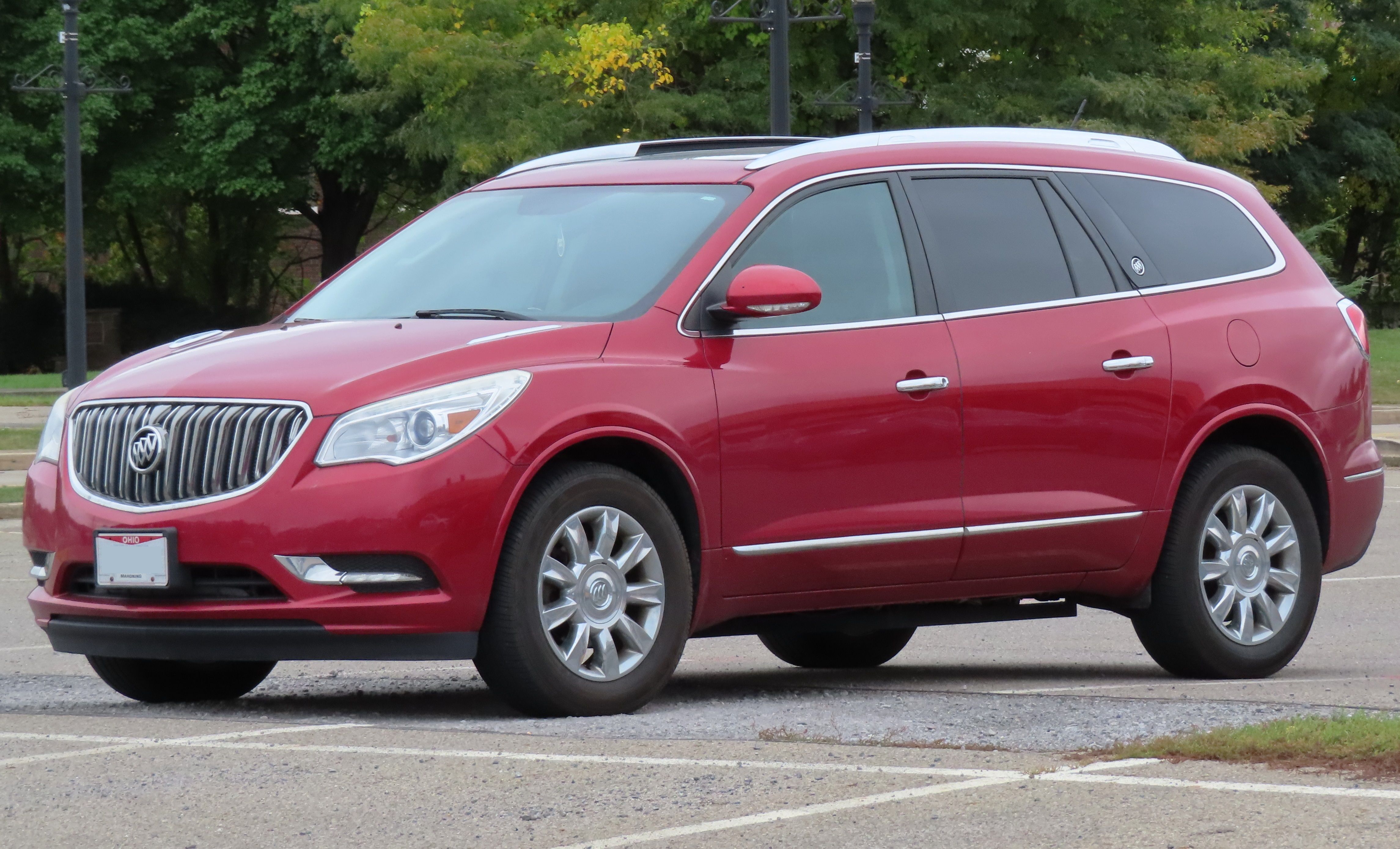 2014 Buick Enclave, side