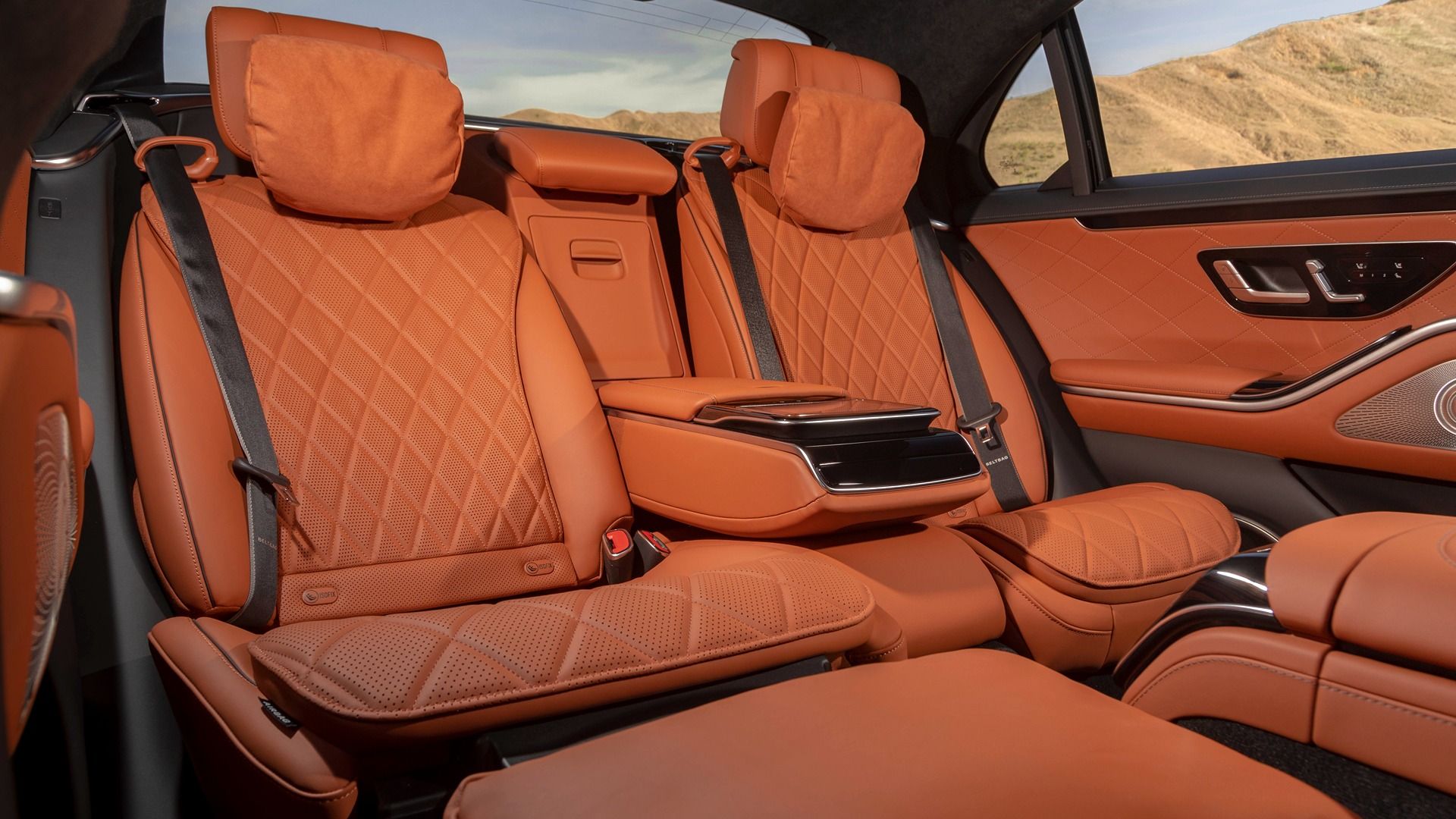 Mercedes Reducing S-Class Production To Match Waning Demand