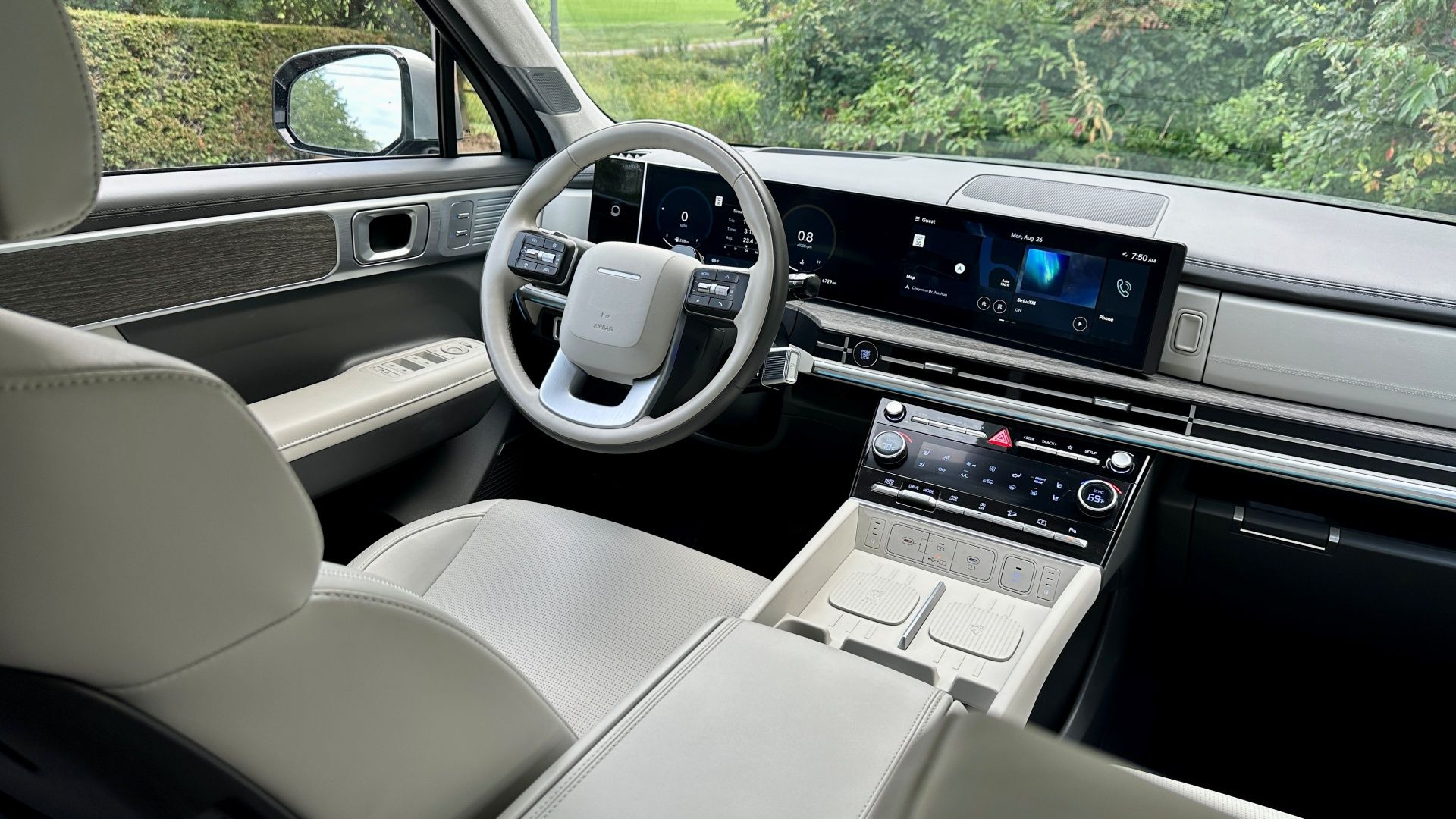 The 2024 Hyundai Santa Fe dashboard