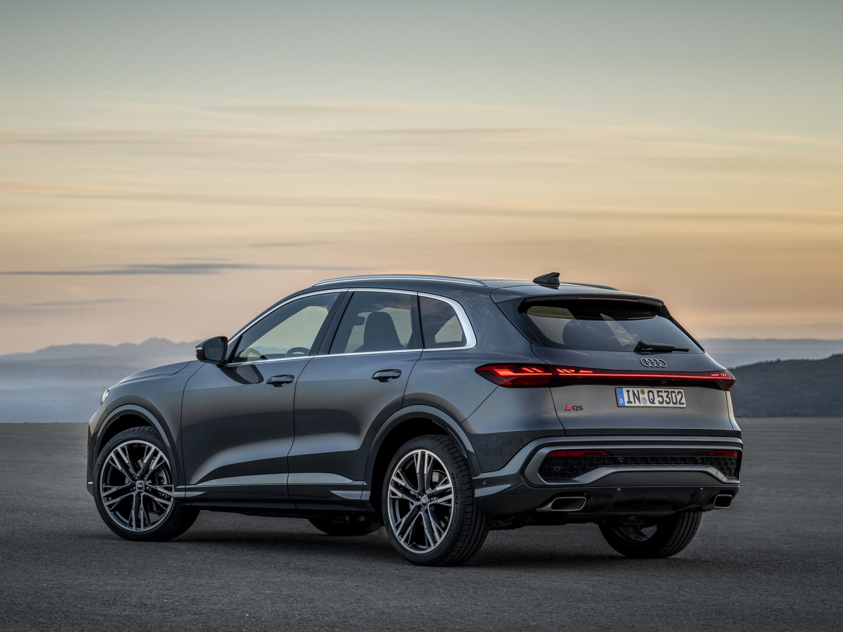 2025 Audi Q5 Exterior Photos