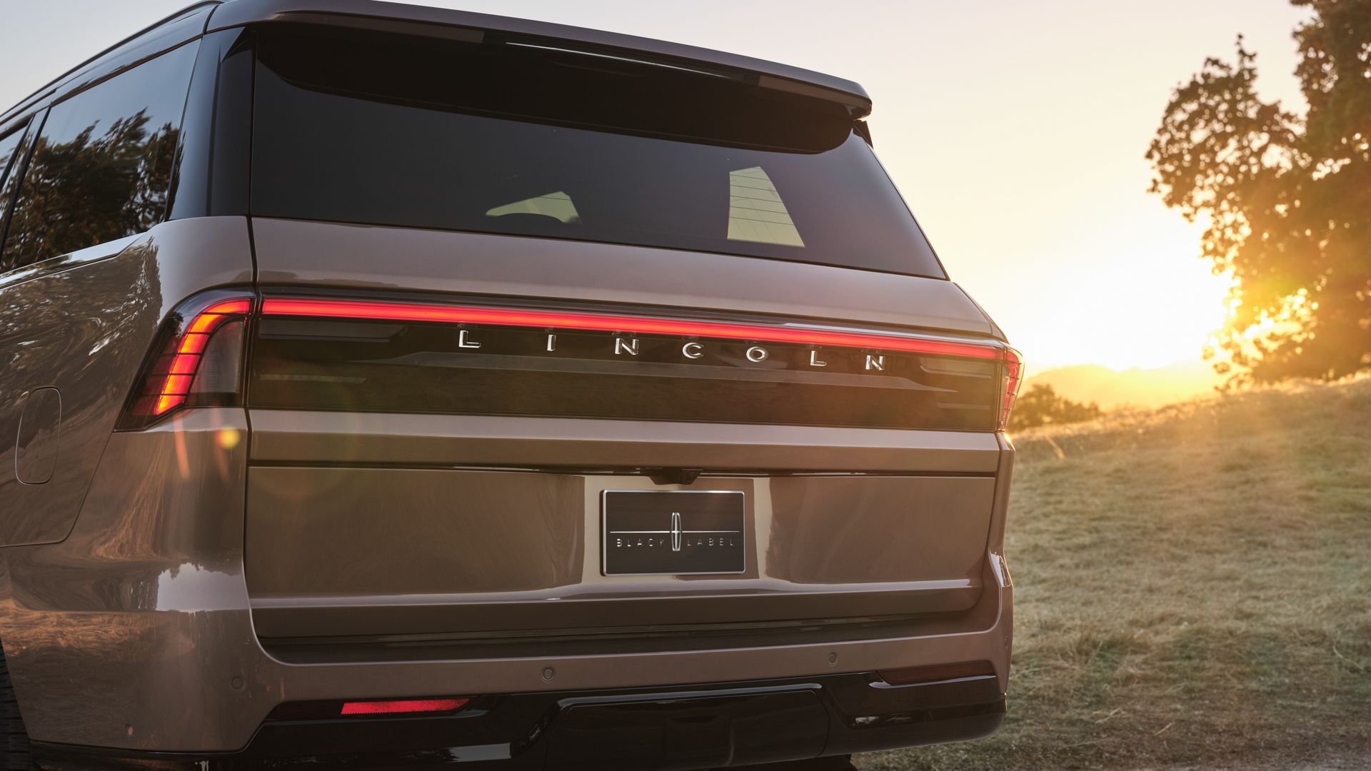 Strong Navigator Sales Keep Lincoln Alive In 2025