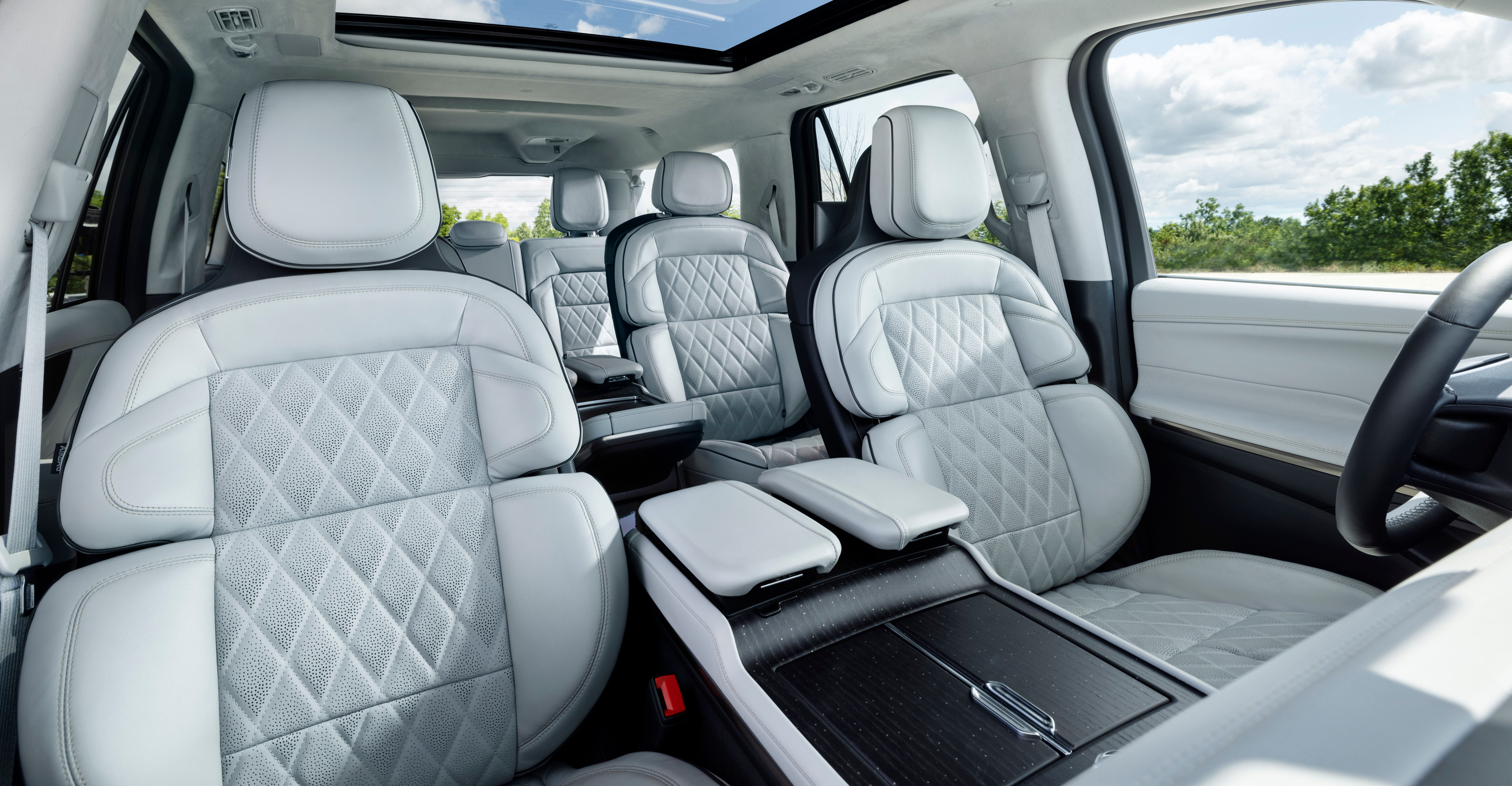 2025 Lincoln Navigator L Black Label Front Seats