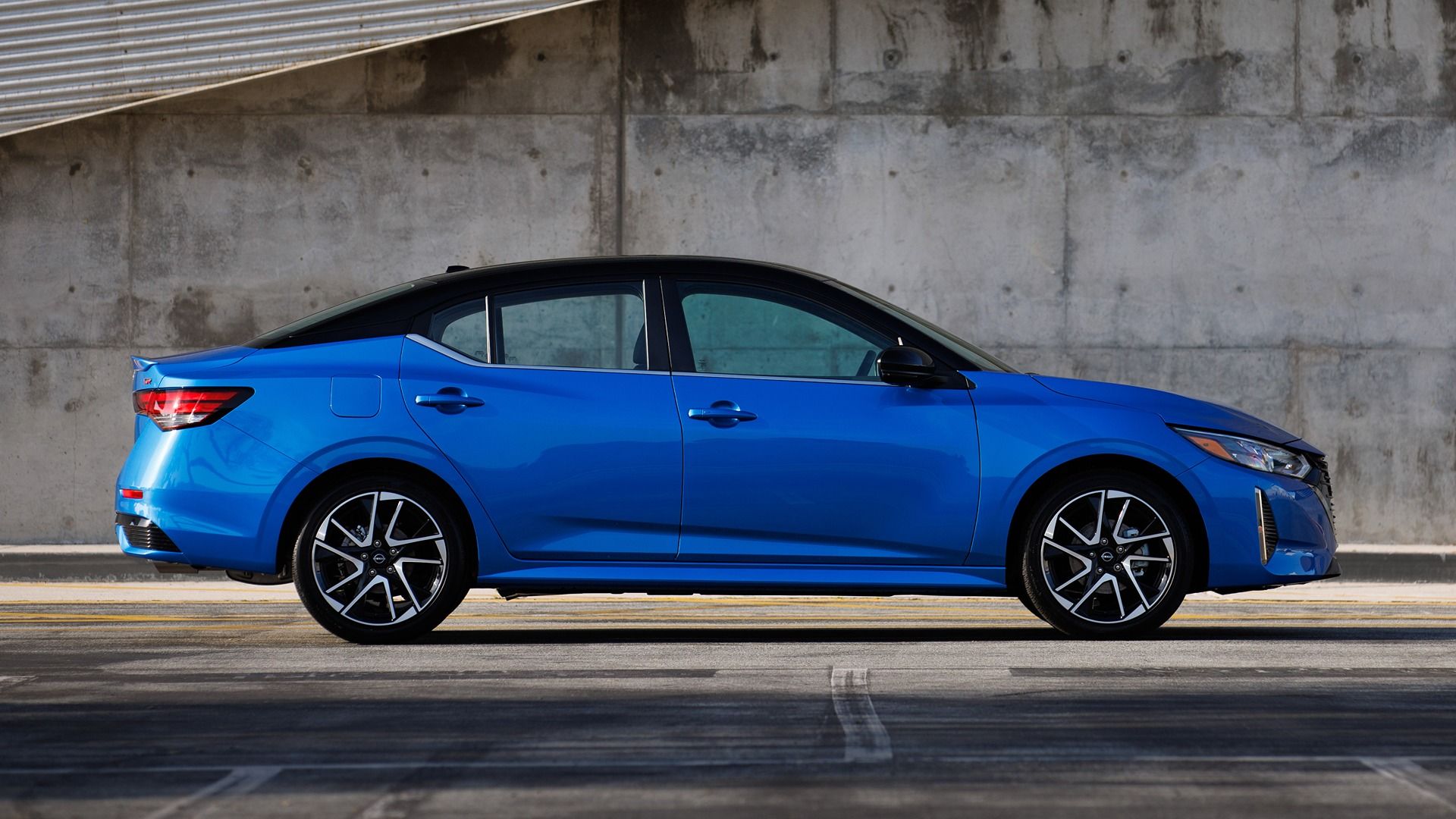 2025 Nissan Sentra - side view