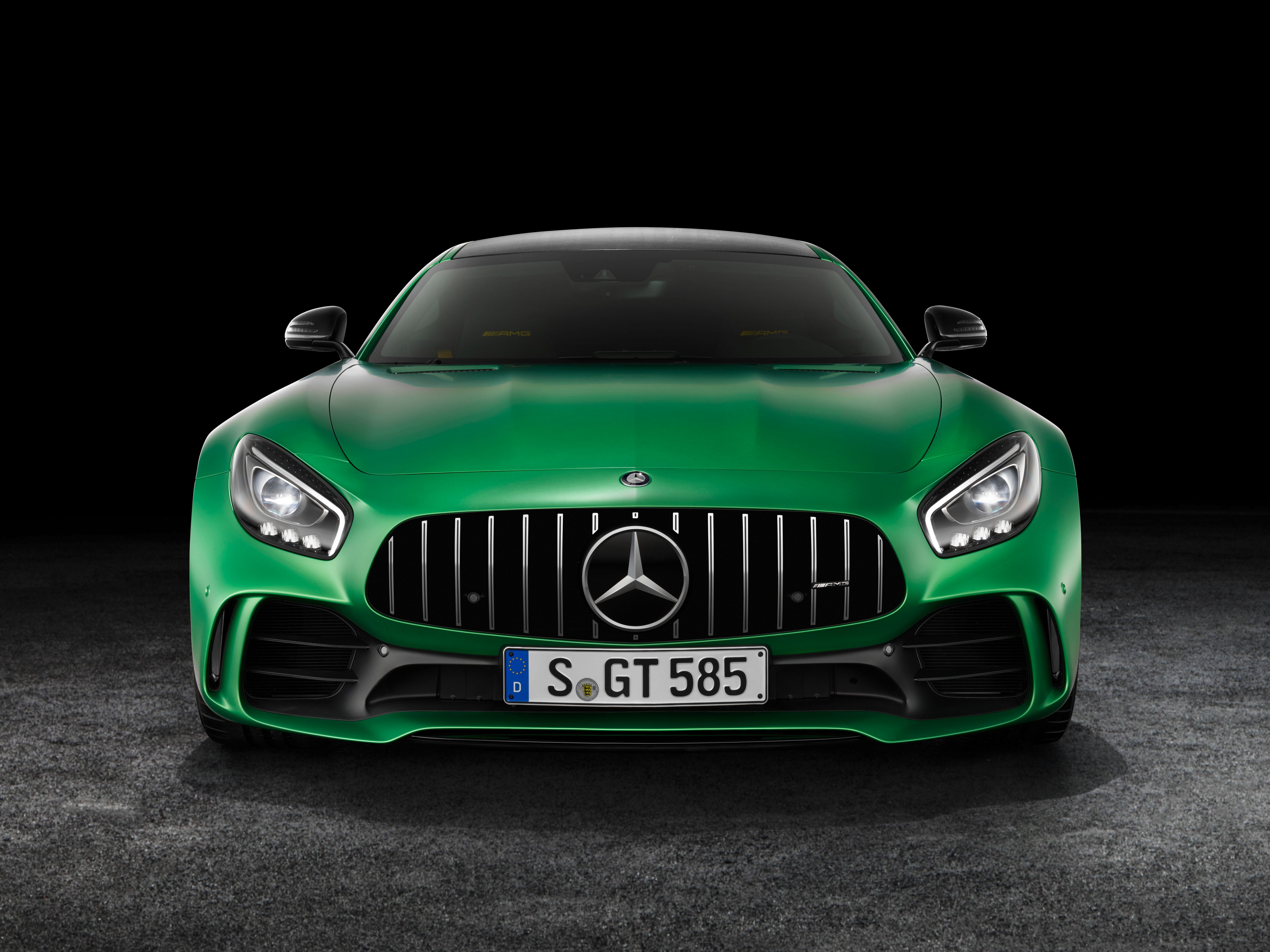 AMG GTR, Front Center View