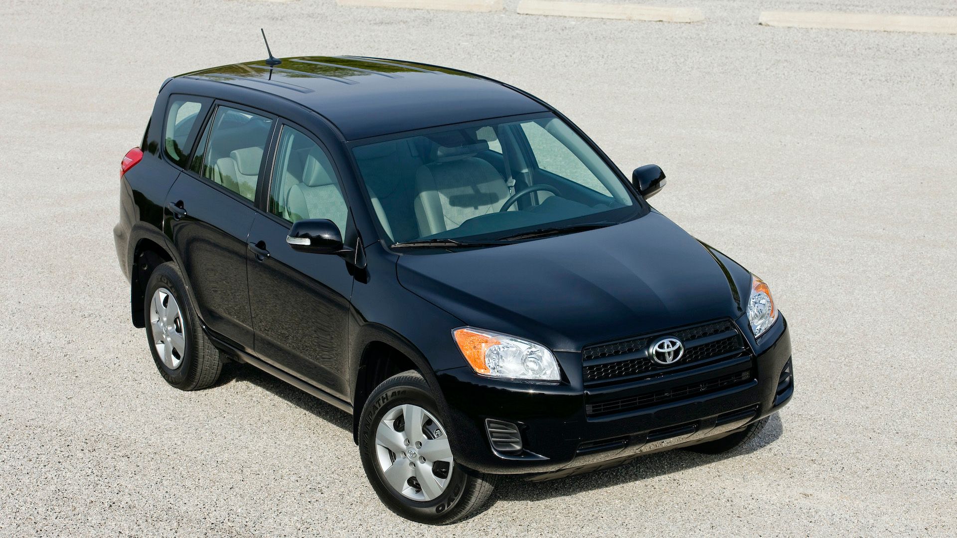 2011 Toyota RAV4 Pricing, Photos & Specs