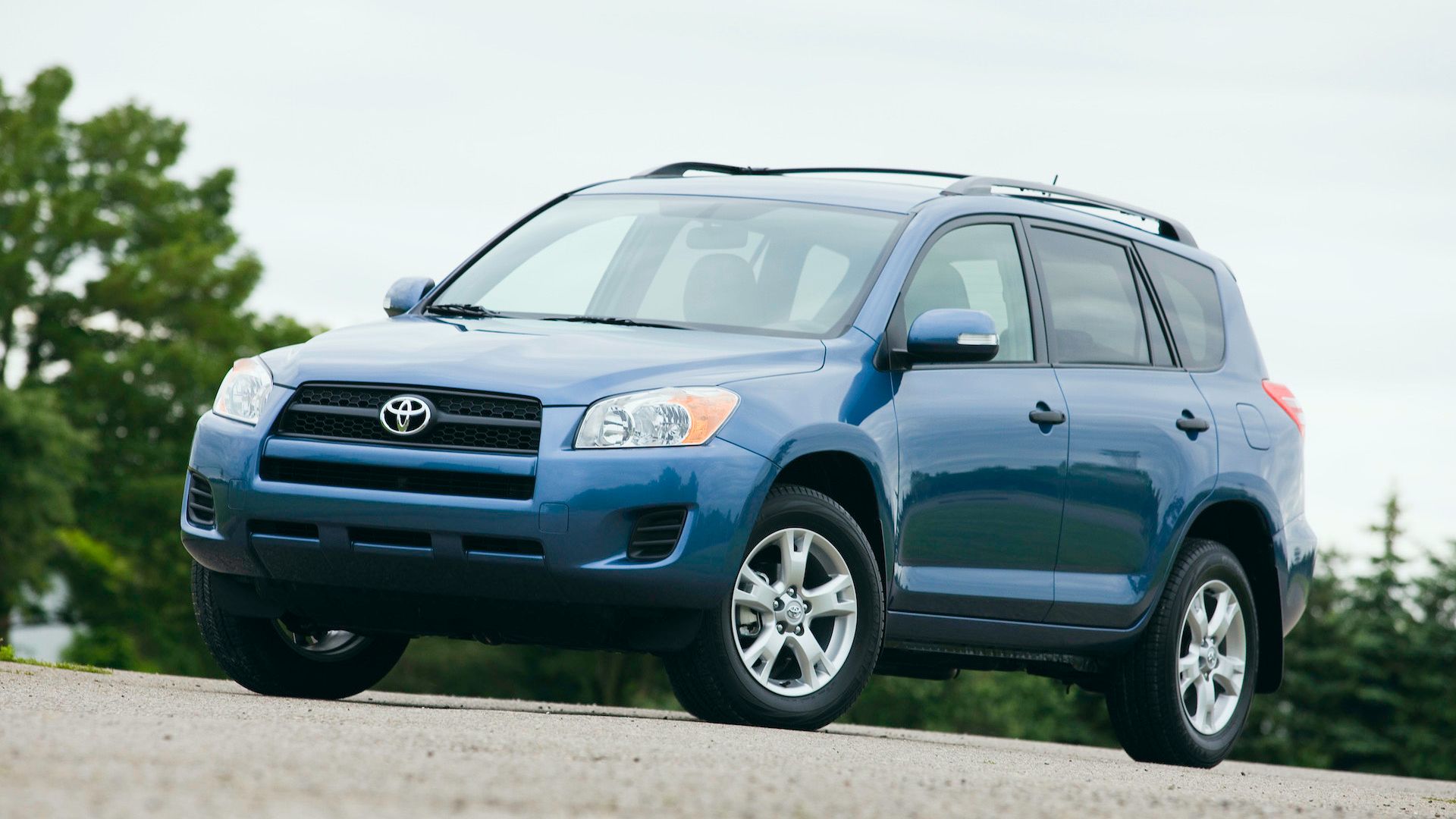 2011 Toyota RAV4 Pricing, Photos & Specs