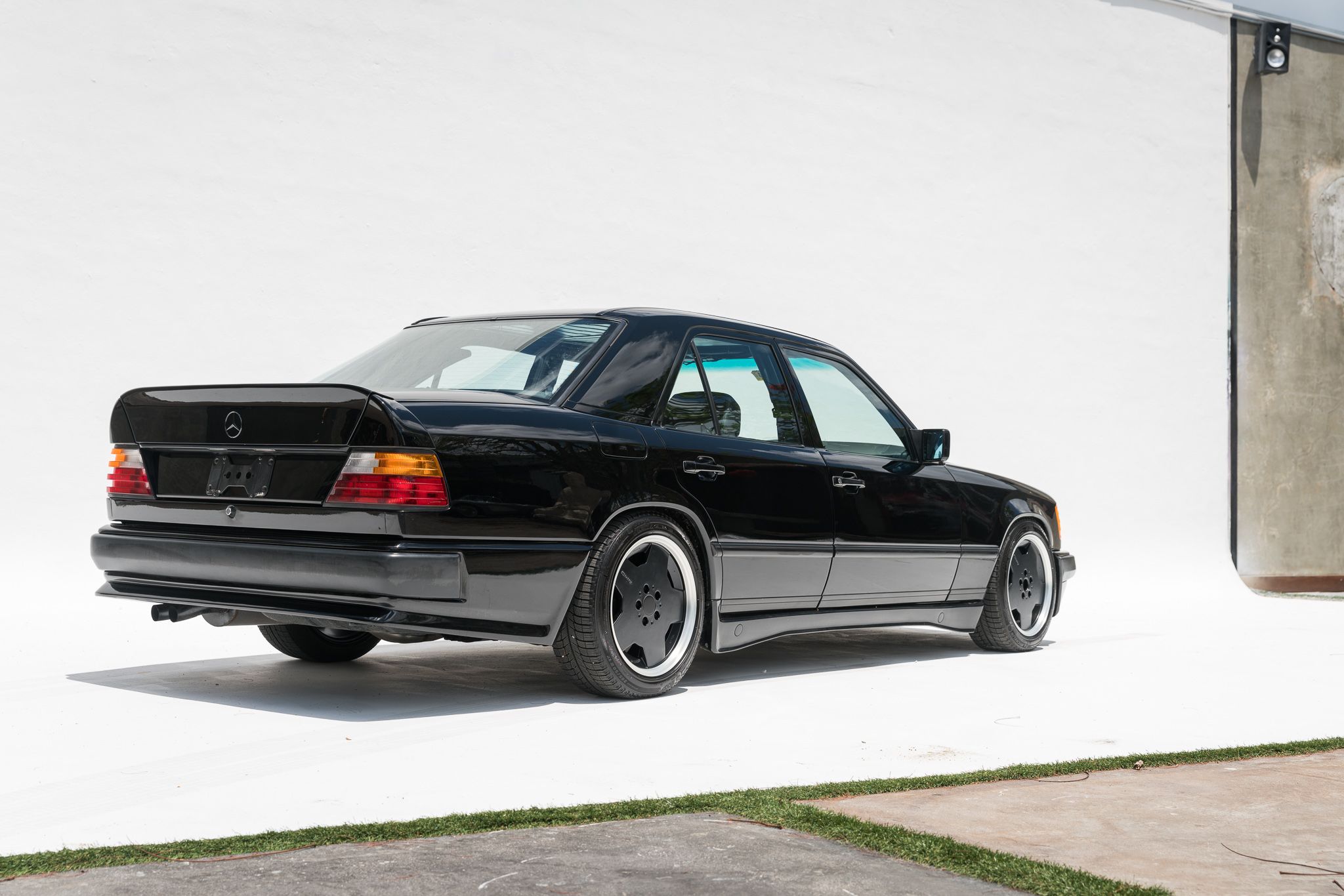 AMG Hammer Sedan, rear 3/4 shot 