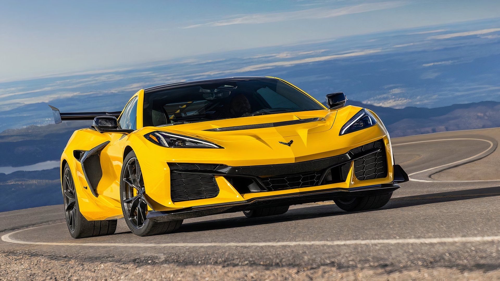 Chevrolet-Corvette_ZR1-2025