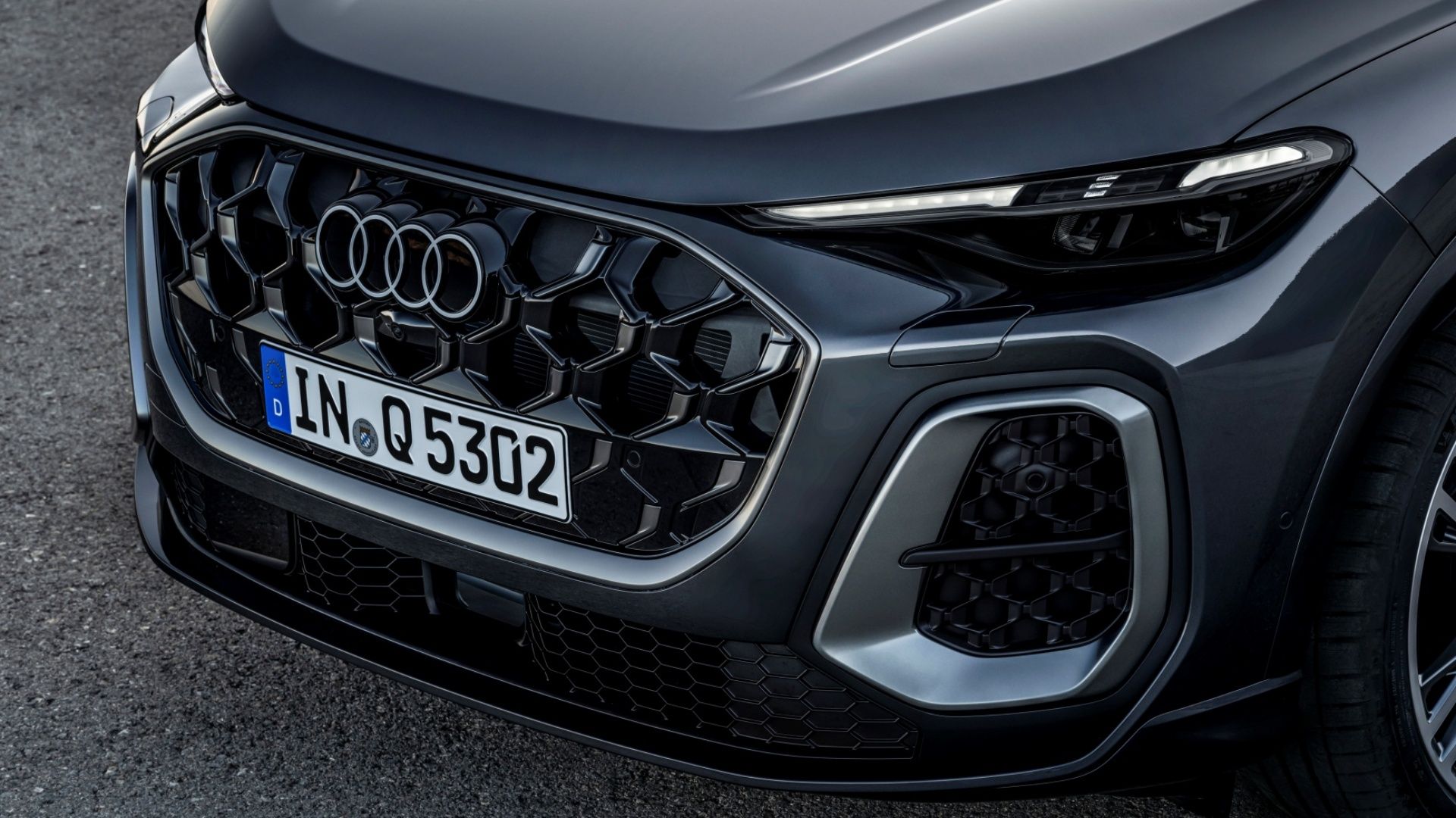 The 2025 Audi Q5 grille