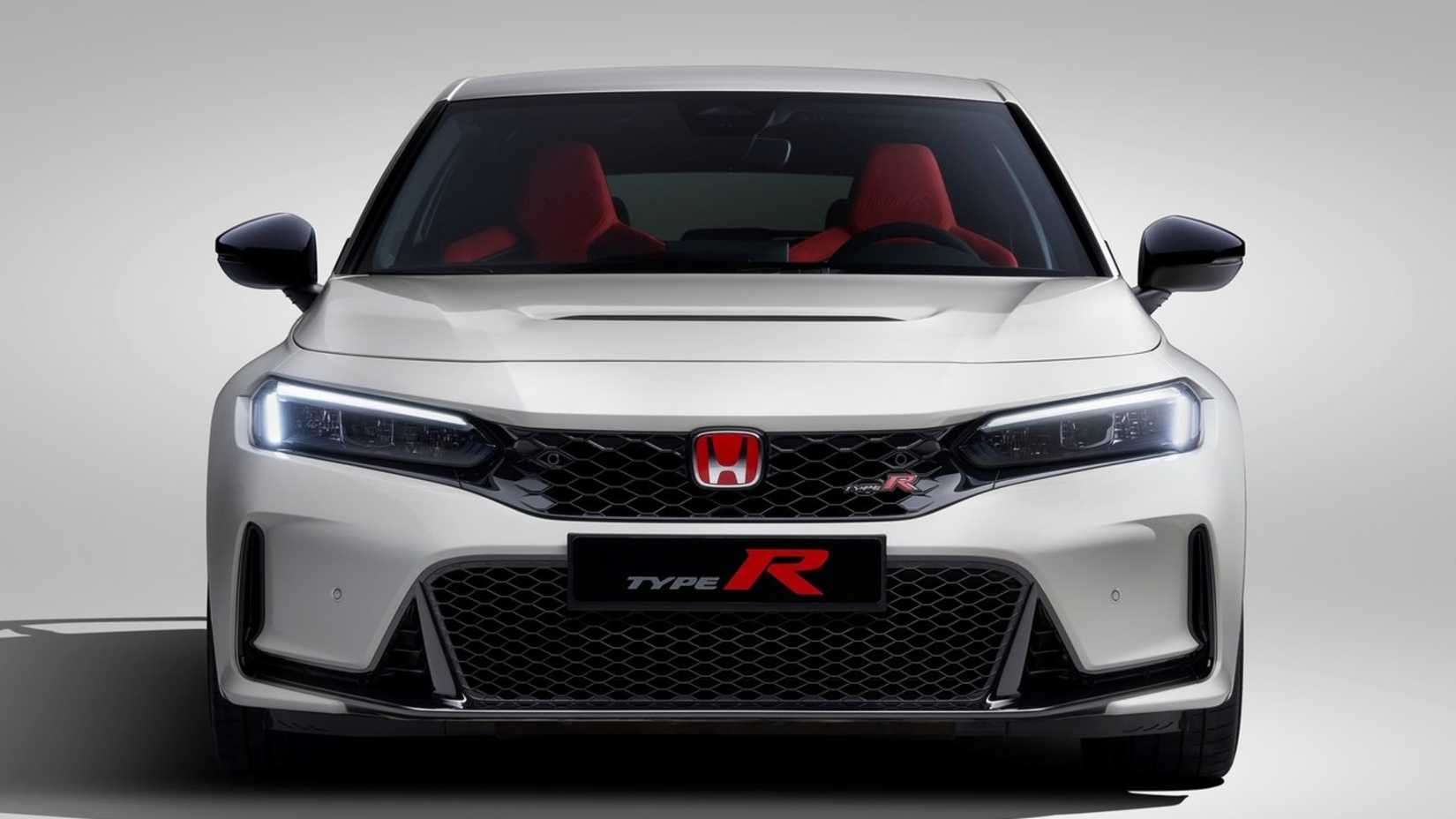 Only One Automaker Is Still Selling An Old-School Hot Hatch With A ...