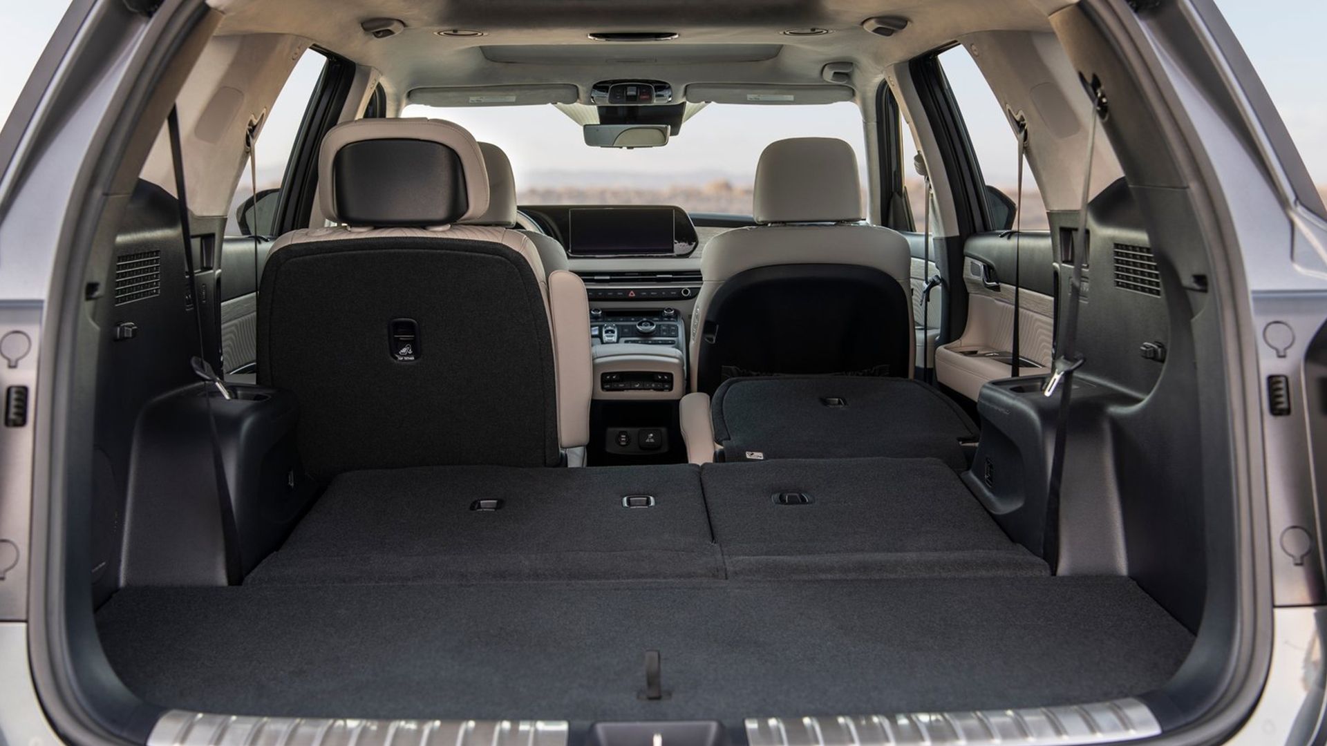 Hyundai Palisade cargo space