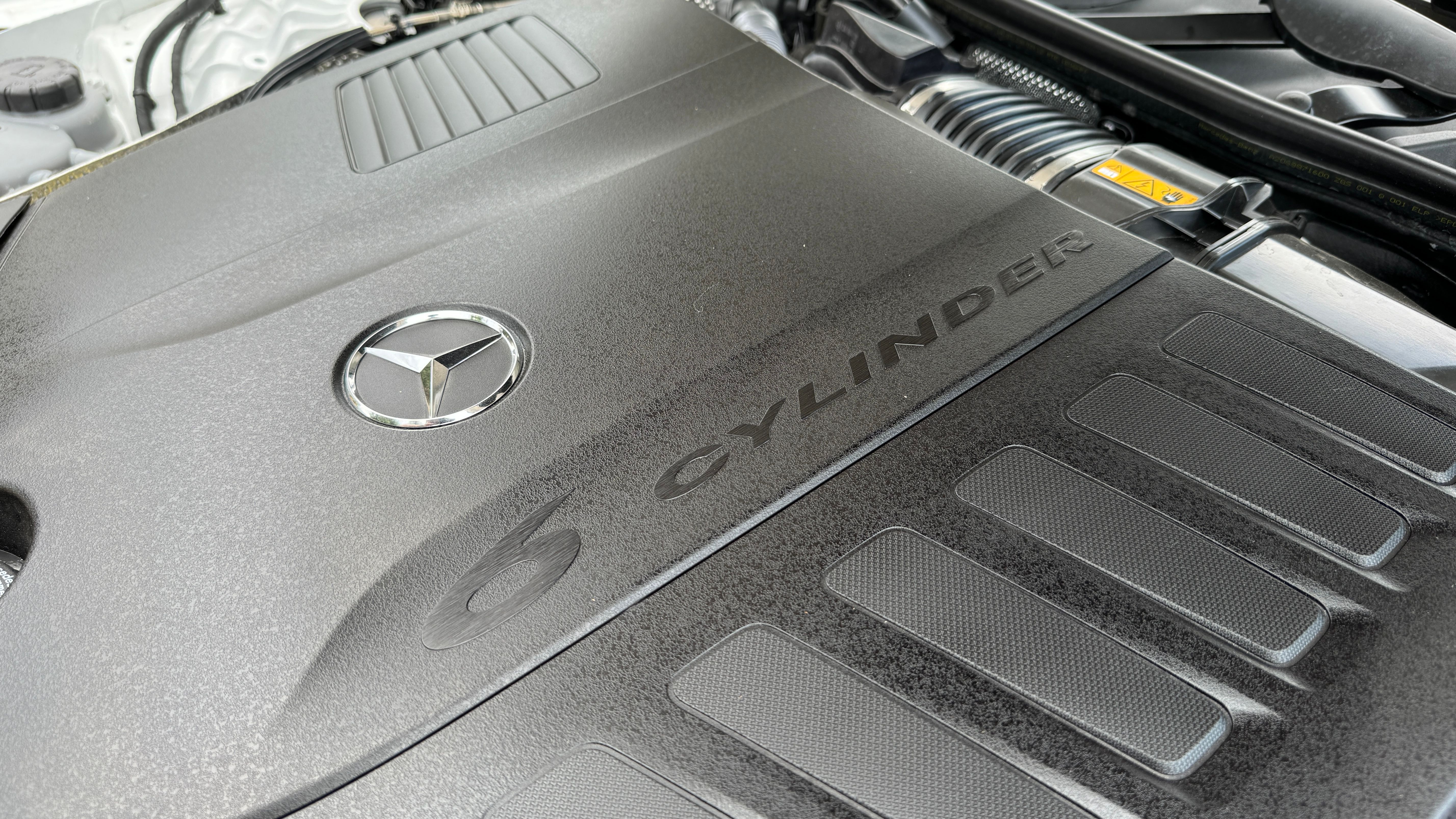 2024 Mercedes-Benz CLE Cabriolet engine close up
