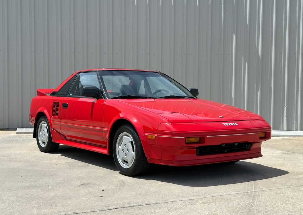 Best Mid Engine 10 Mid-Engine Cars That Aren't Supercars
